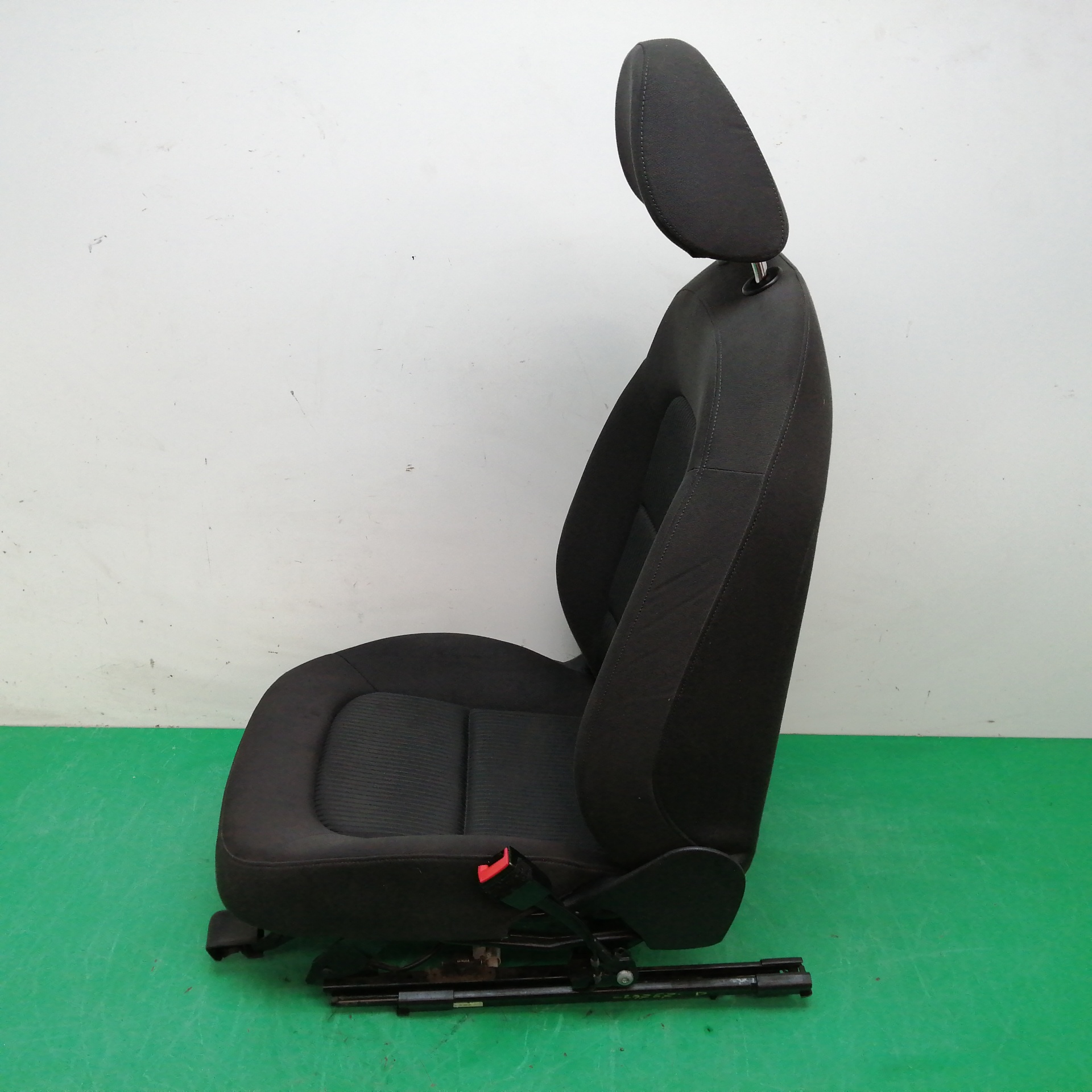 ASIENTO DELANTERO DERECHO