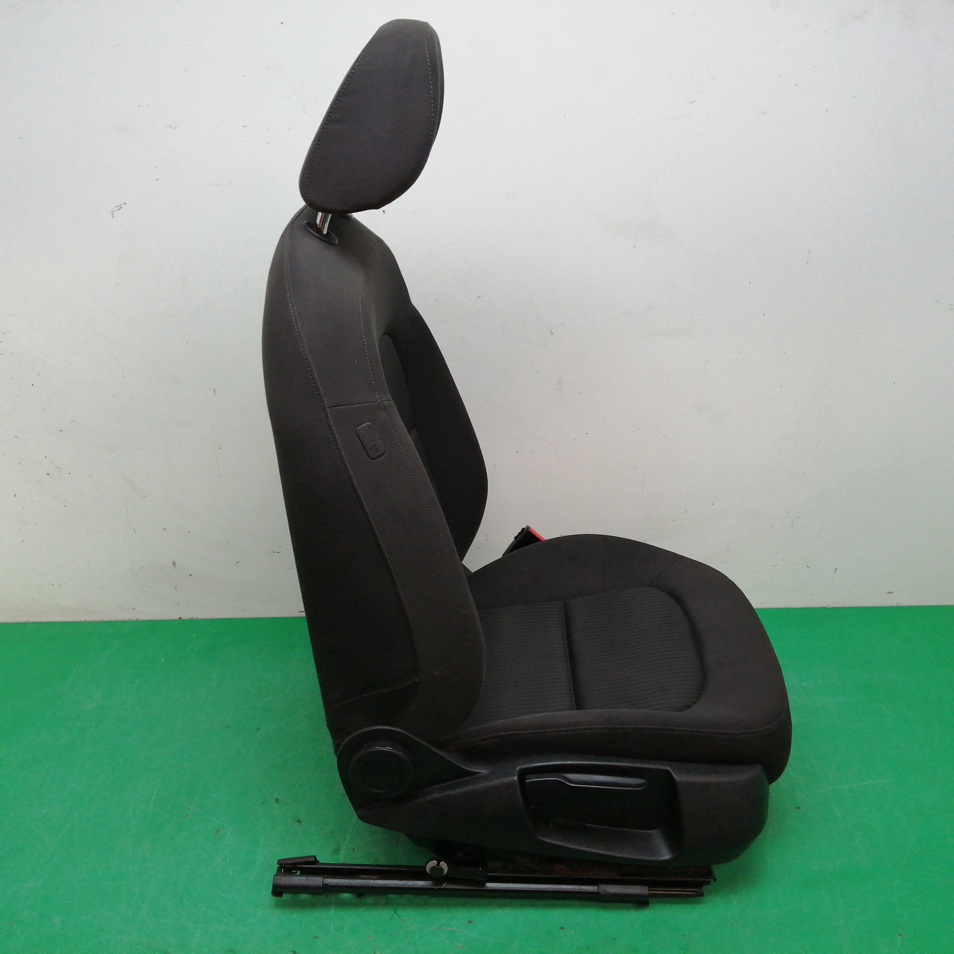 ASIENTO DELANTERO DERECHO