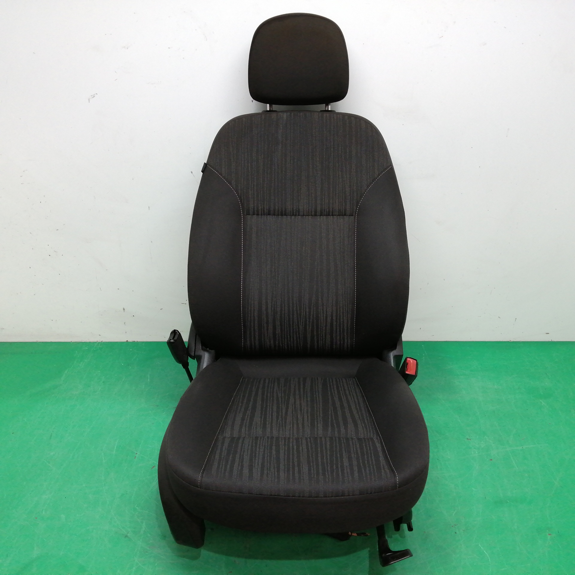 ASIENTO DELANTERO DERECHO