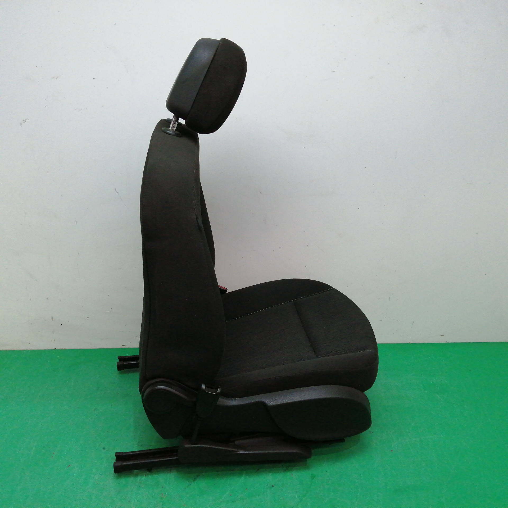 ASIENTO DELANTERO DERECHO