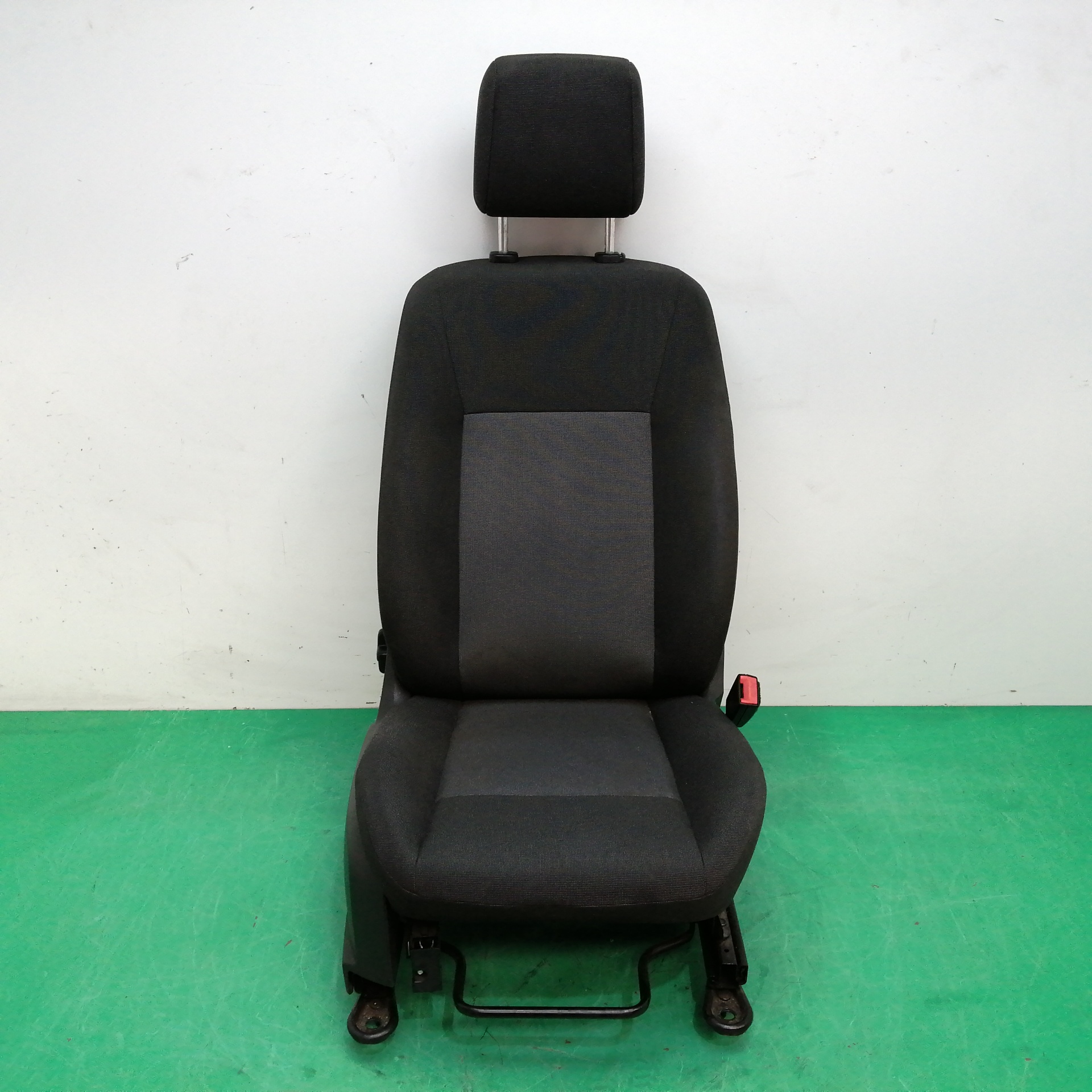 ASIENTO DELANTERO DERECHO