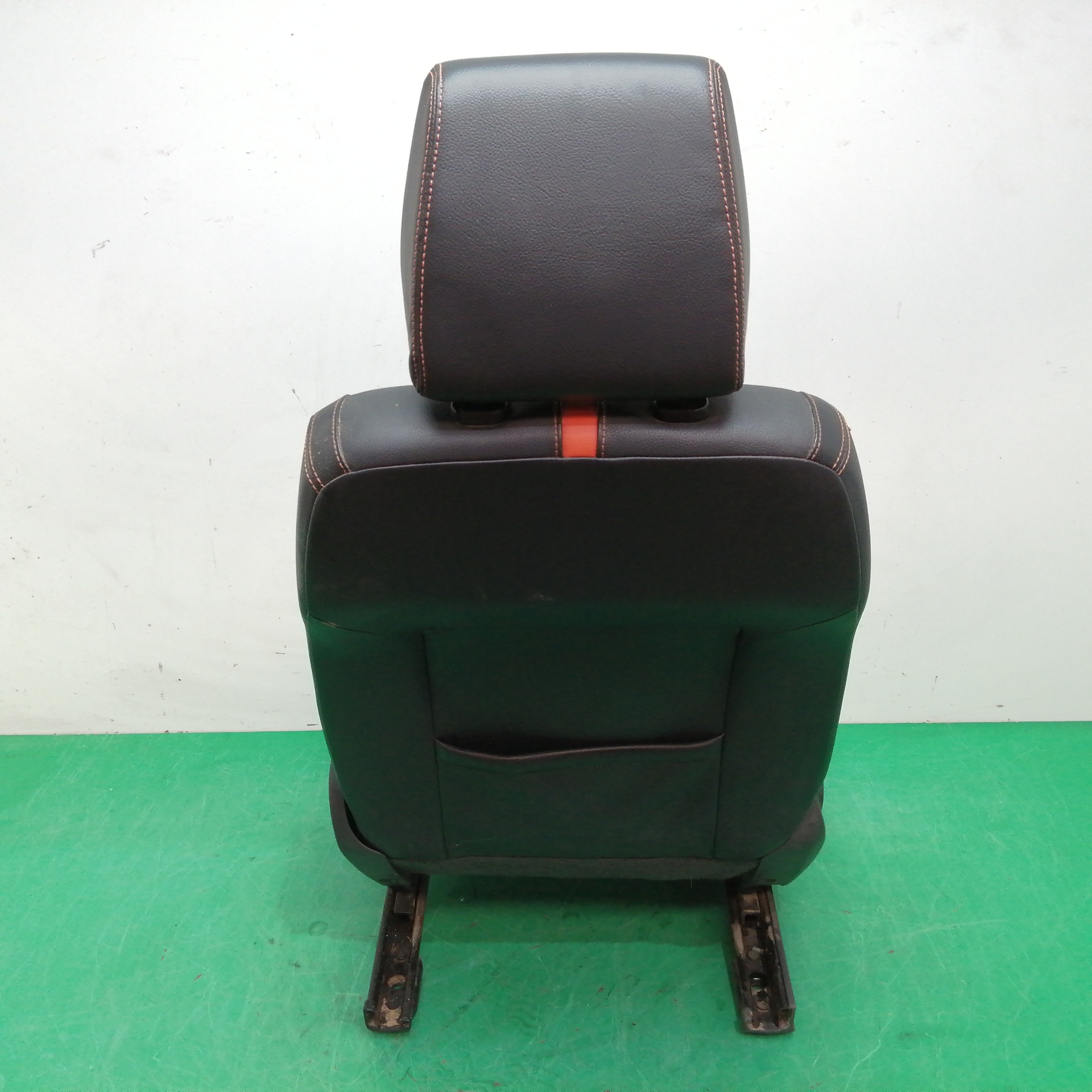 ASIENTO DELANTERO DERECHO