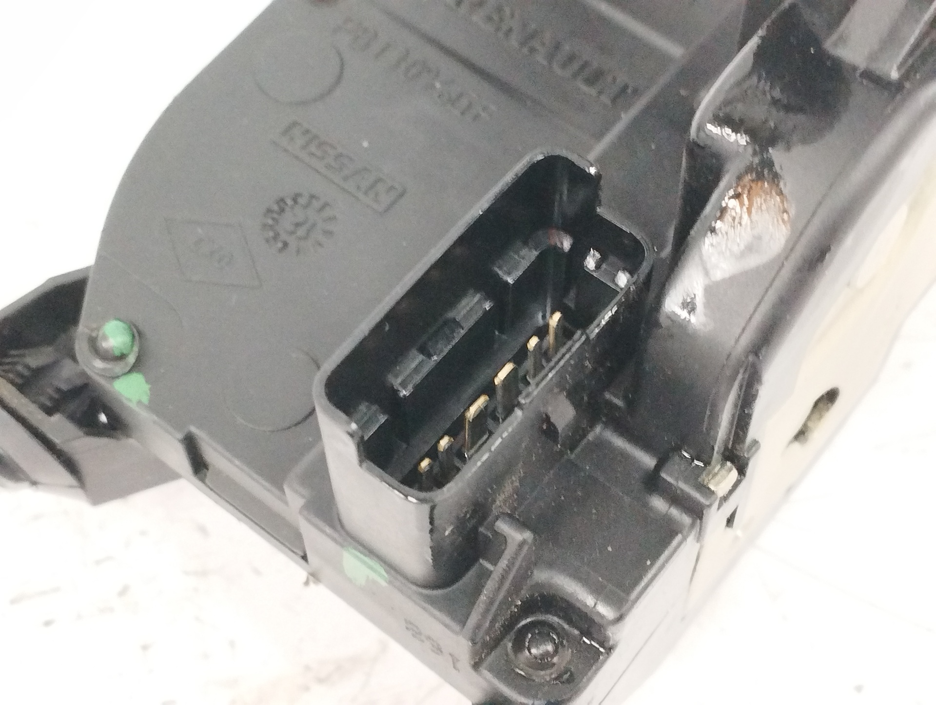 CERRADURA PUERTA TRASERA DERECHA 