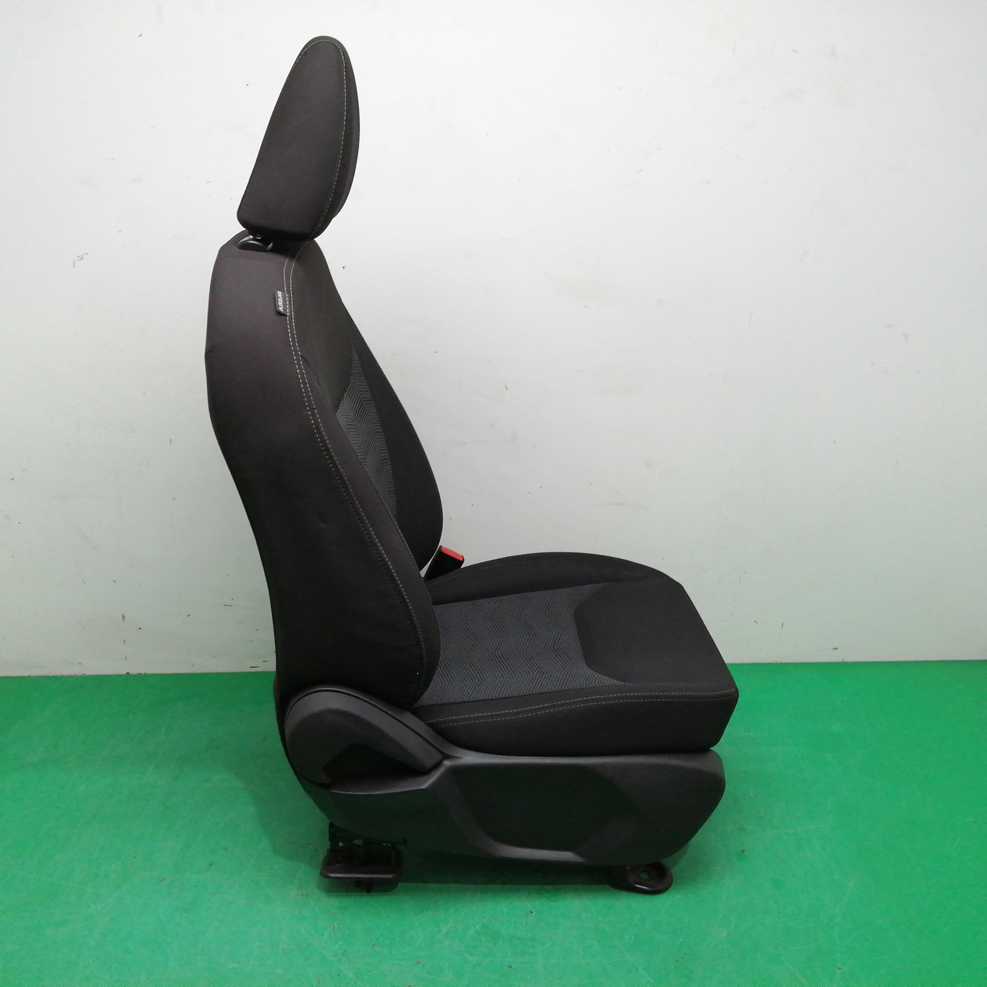 ASIENTO DELANTERO DERECHO