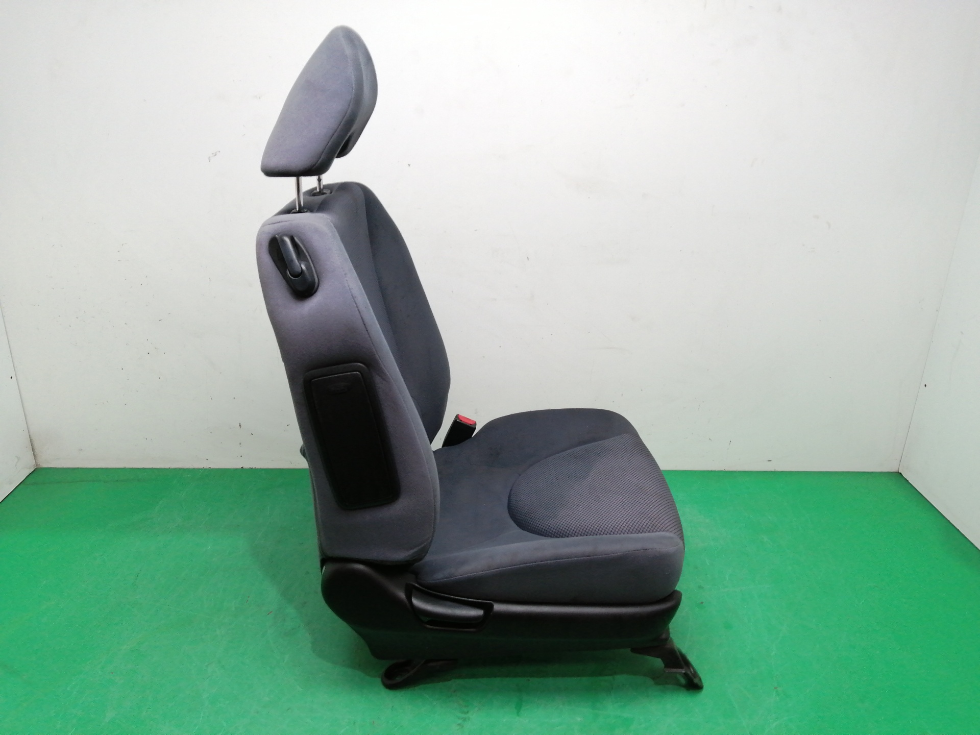 ASIENTO DELANTERO DERECHO