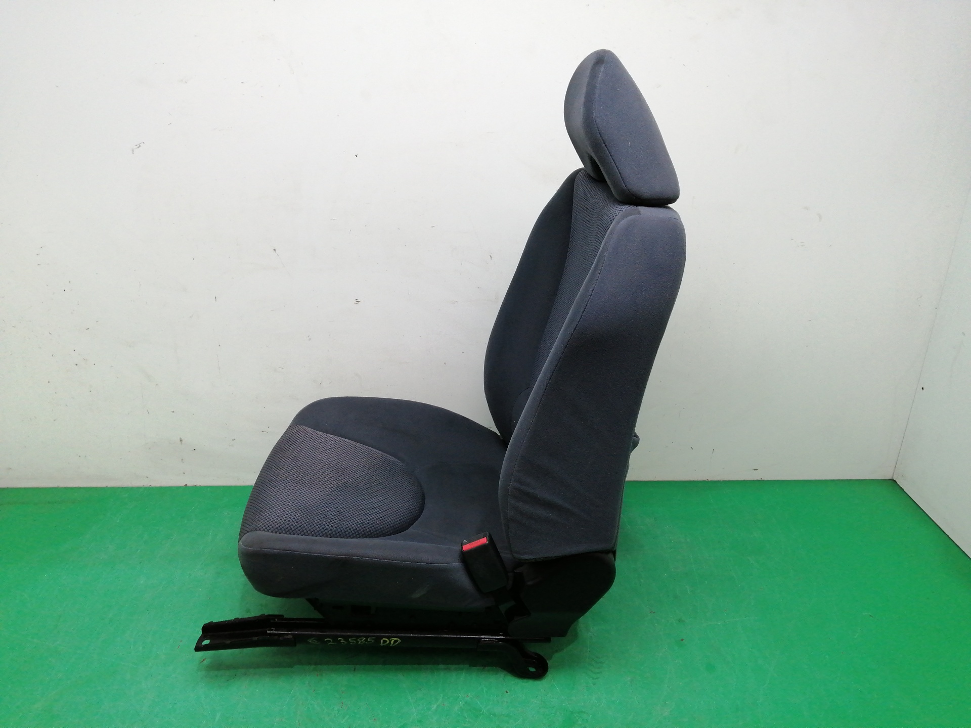 ASIENTO DELANTERO DERECHO