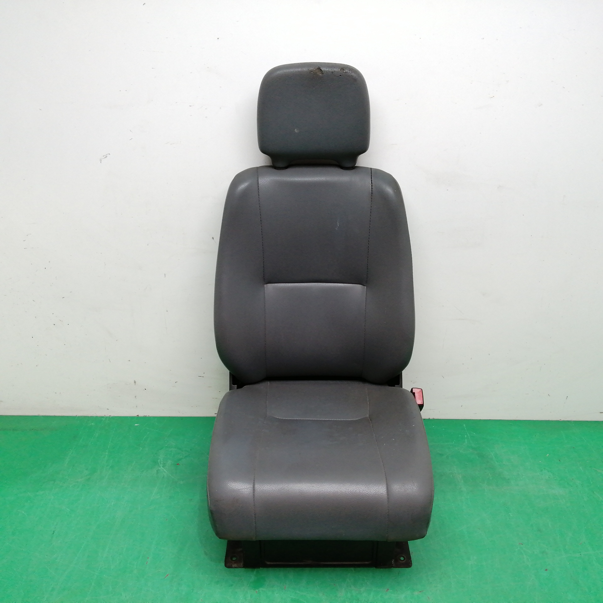 ASIENTO DELANTERO DERECHO