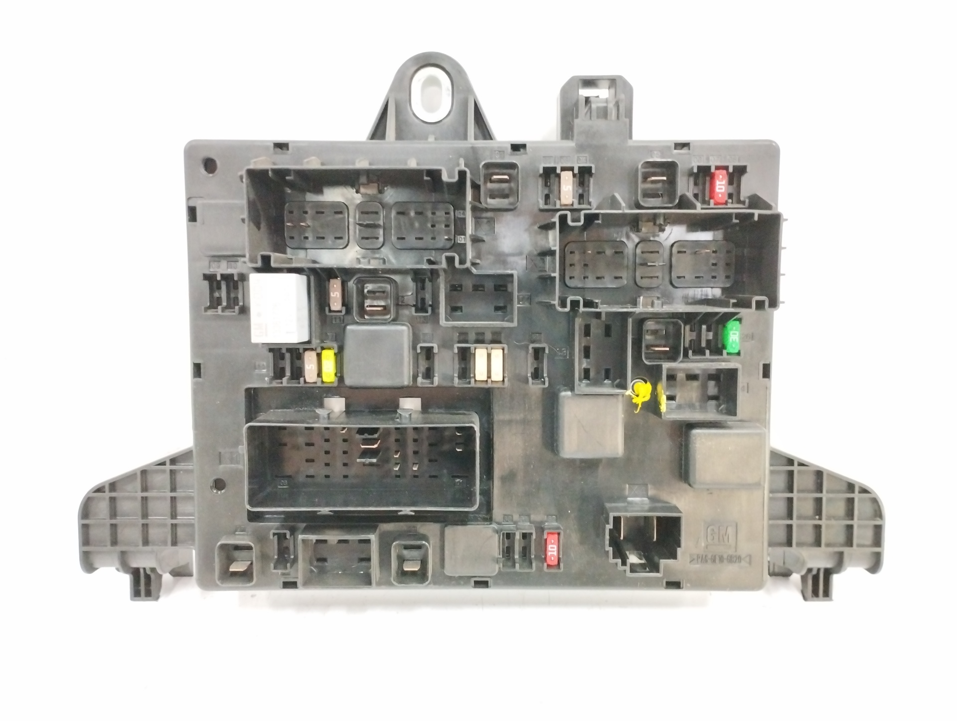 CAJA RELES / FUSIBLES