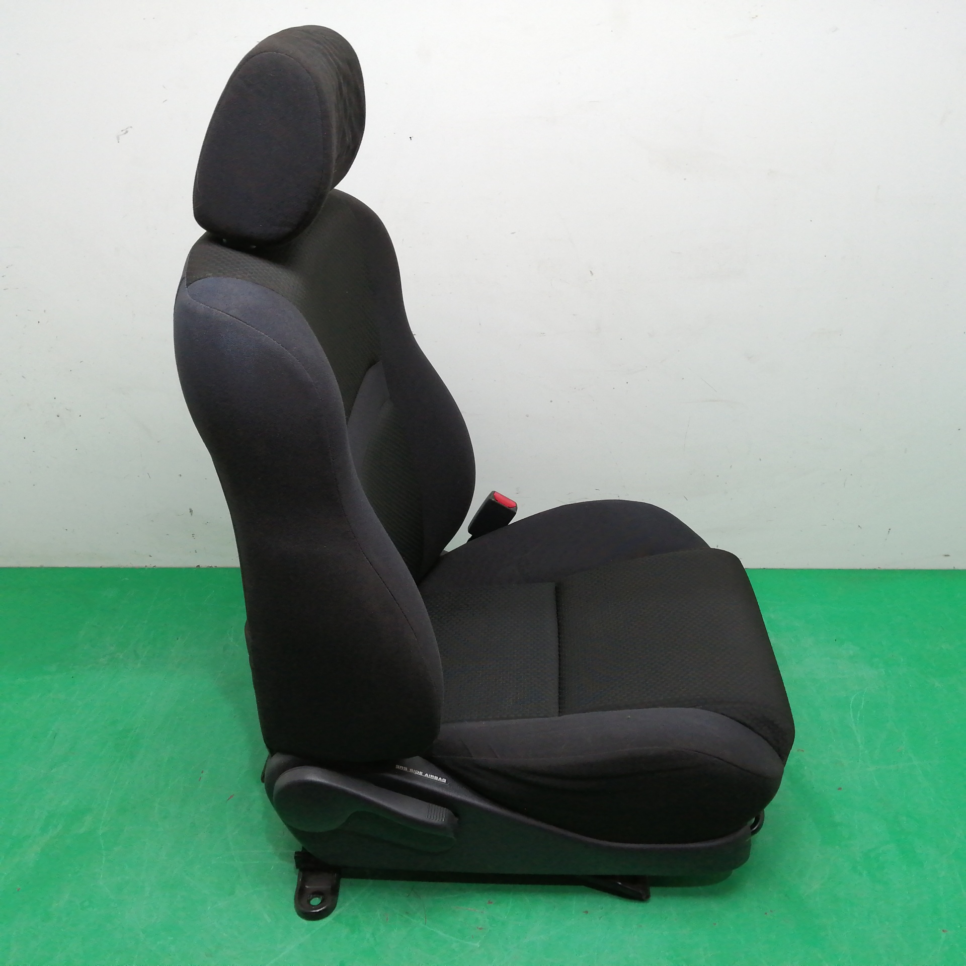 ASIENTO DELANTERO DERECHO