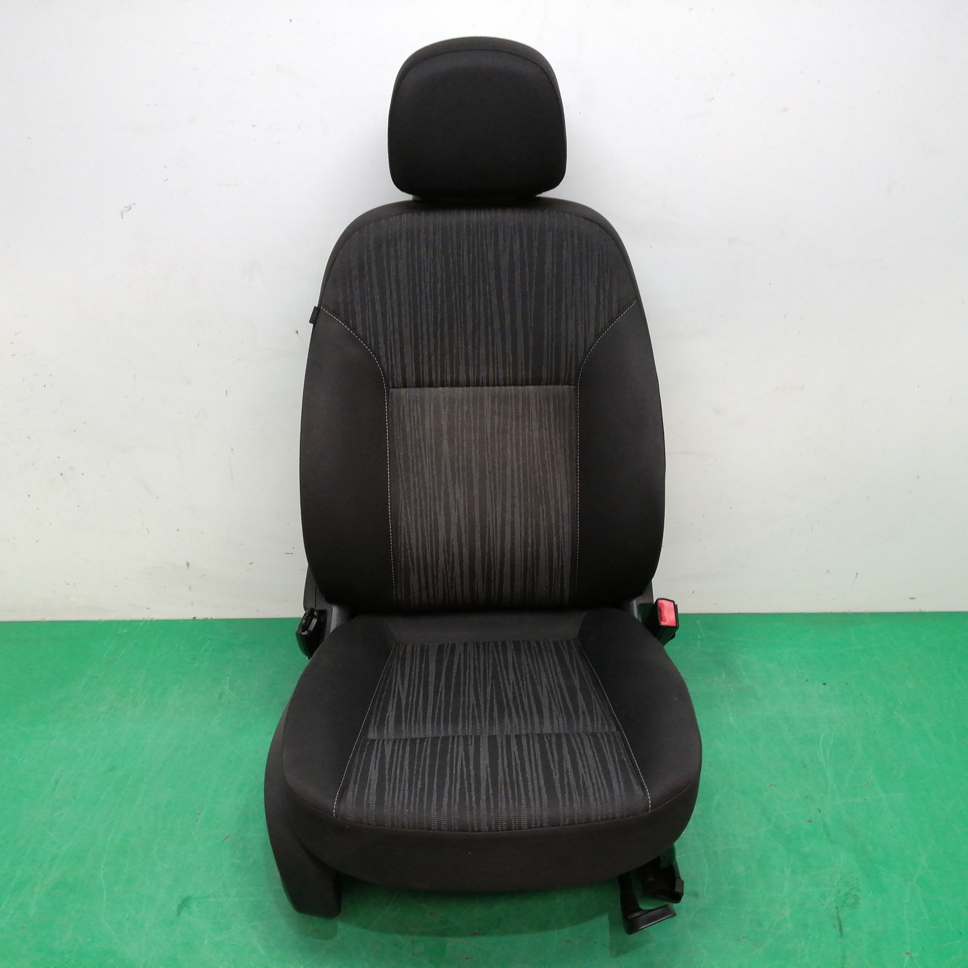 ASIENTO DELANTERO DERECHO