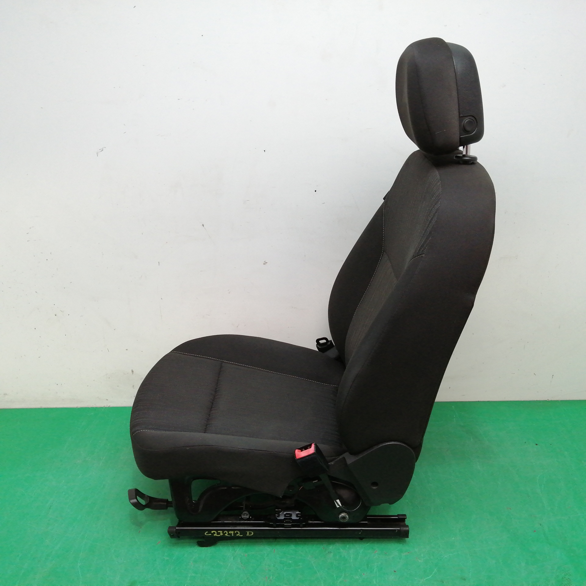 ASIENTO DELANTERO DERECHO