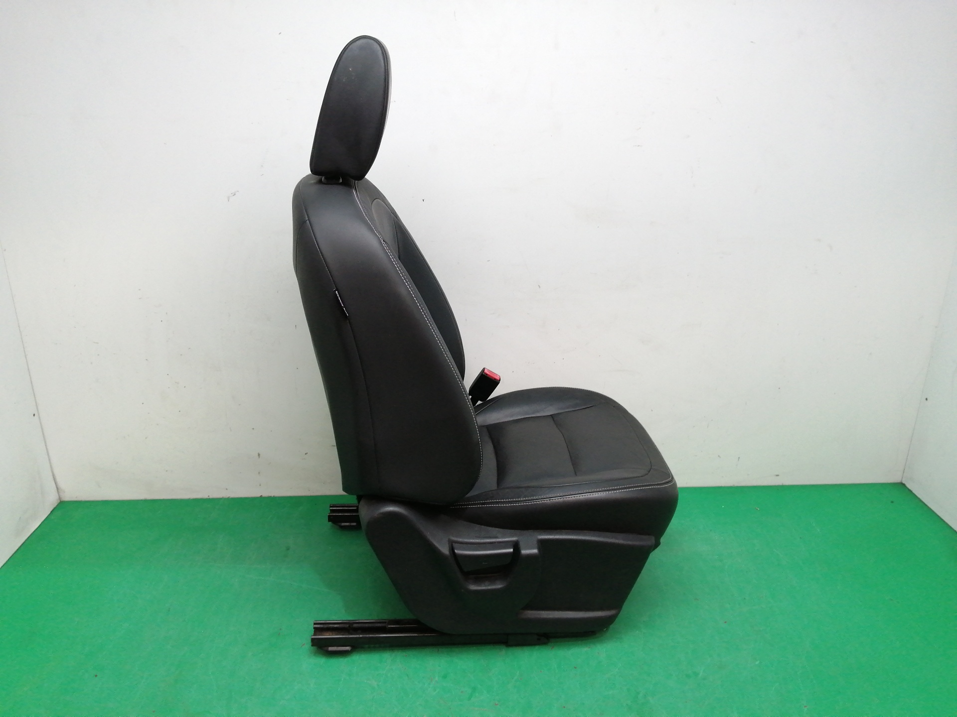 ASIENTO DELANTERO DERECHO