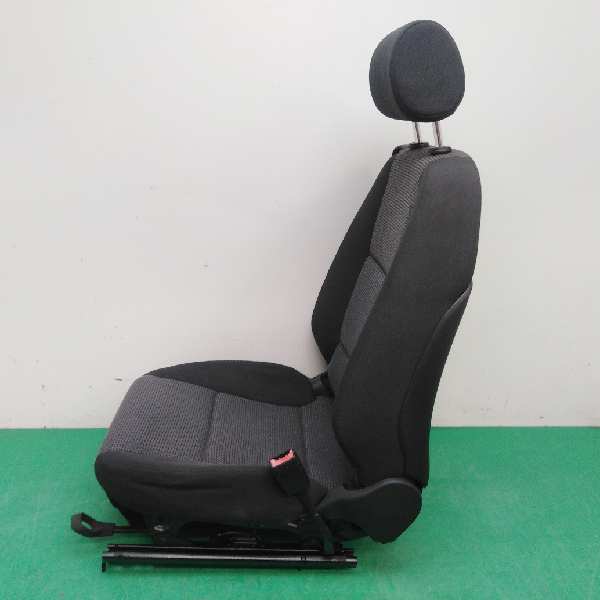 ASIENTO DELANTERO DERECHO