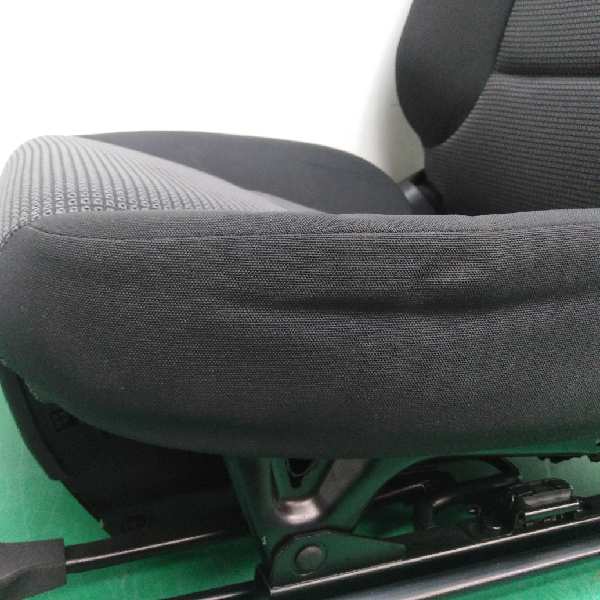 ASIENTO DELANTERO DERECHO