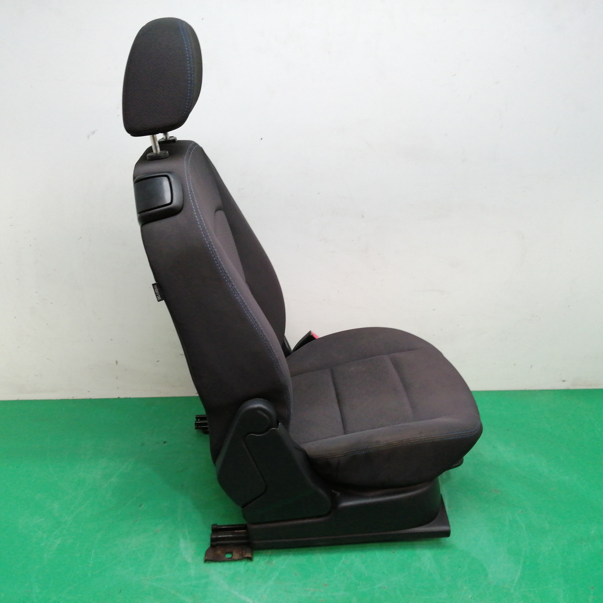 ASIENTO DELANTERO DERECHO