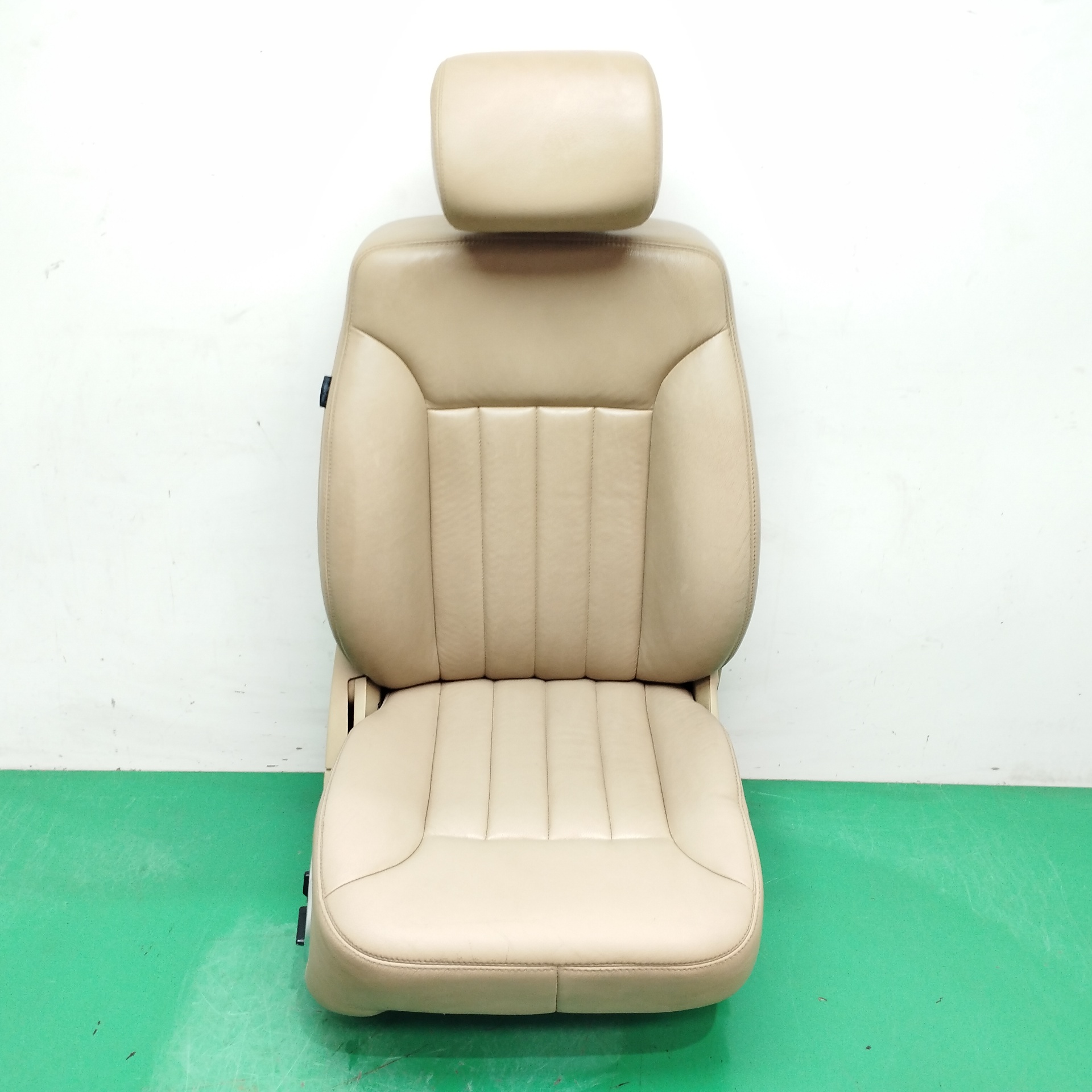 ASIENTO DELANTERO DERECHO