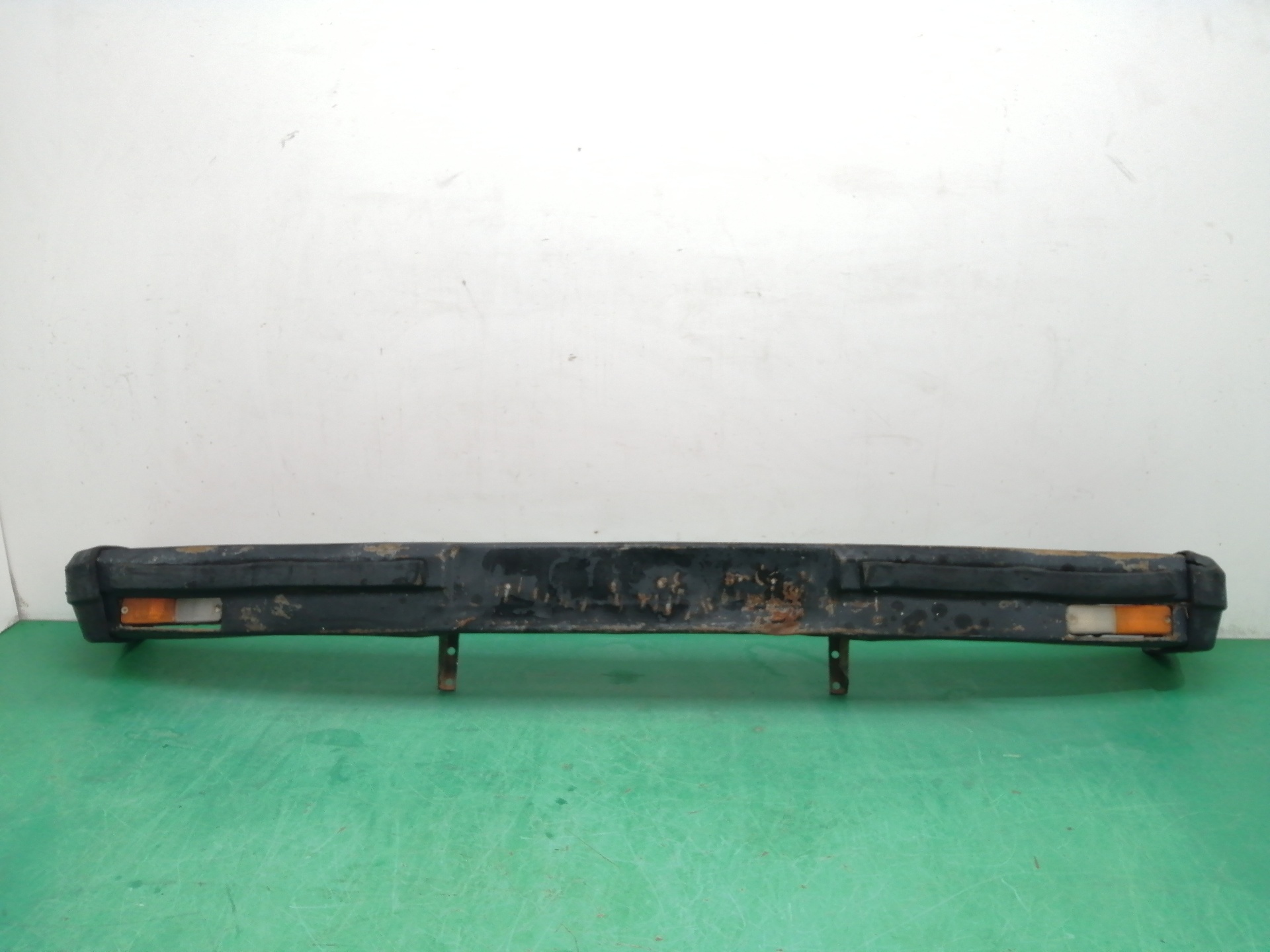 PARAGOLPES DELANTERO