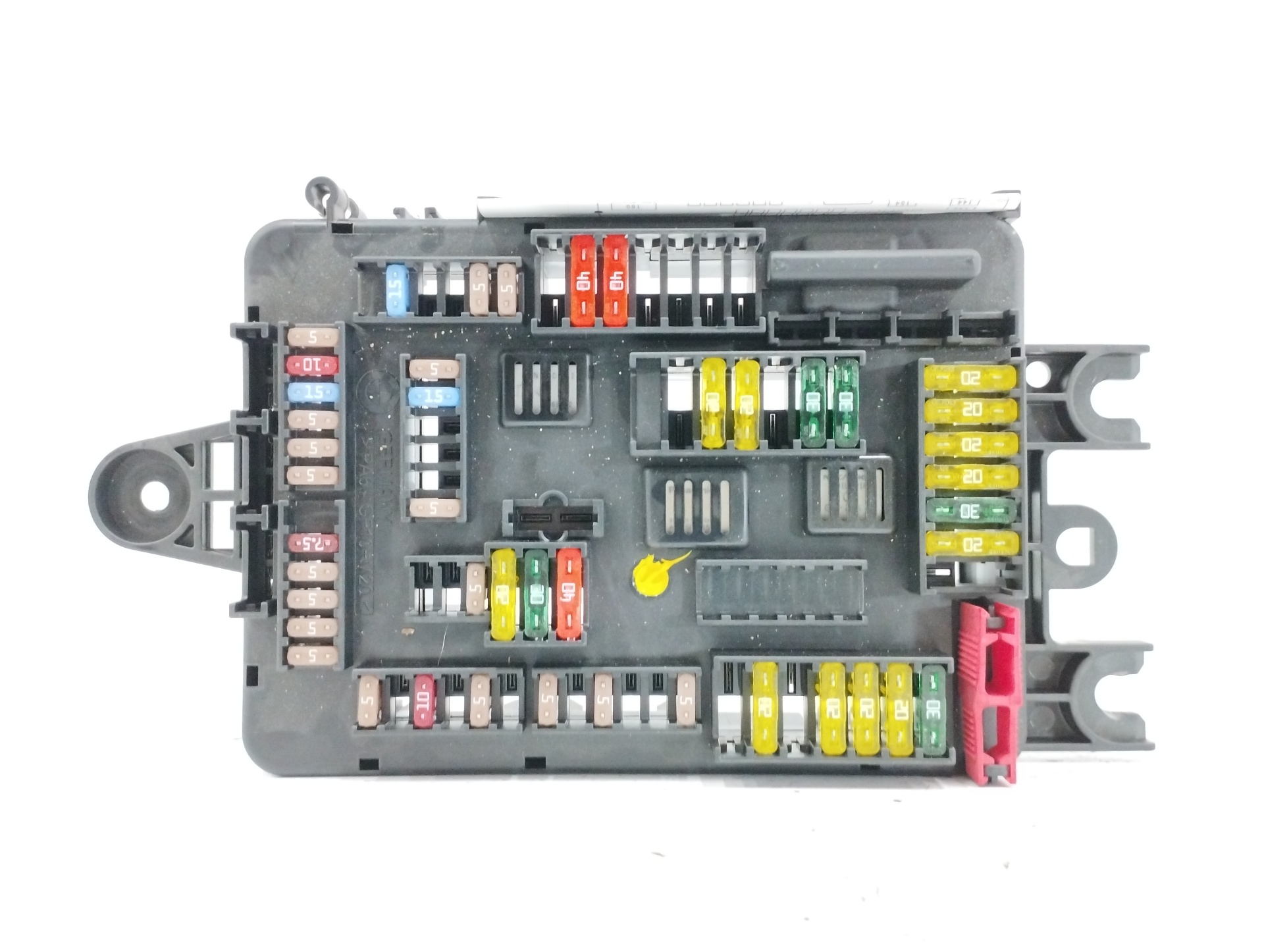 CAJA RELES / FUSIBLES