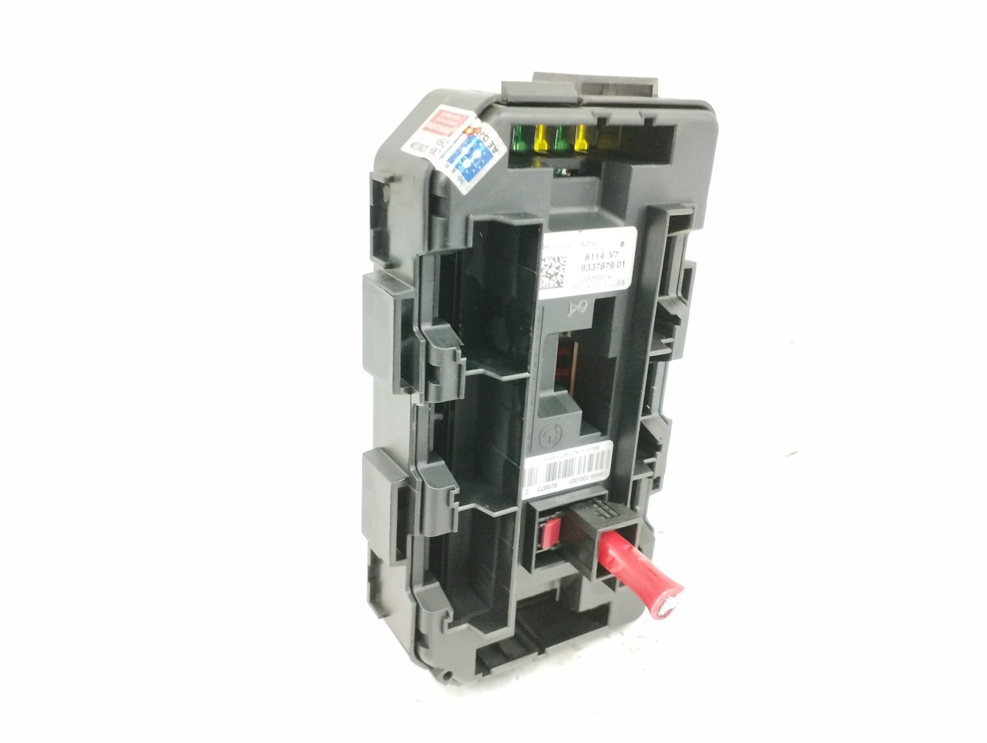 CAJA RELES / FUSIBLES