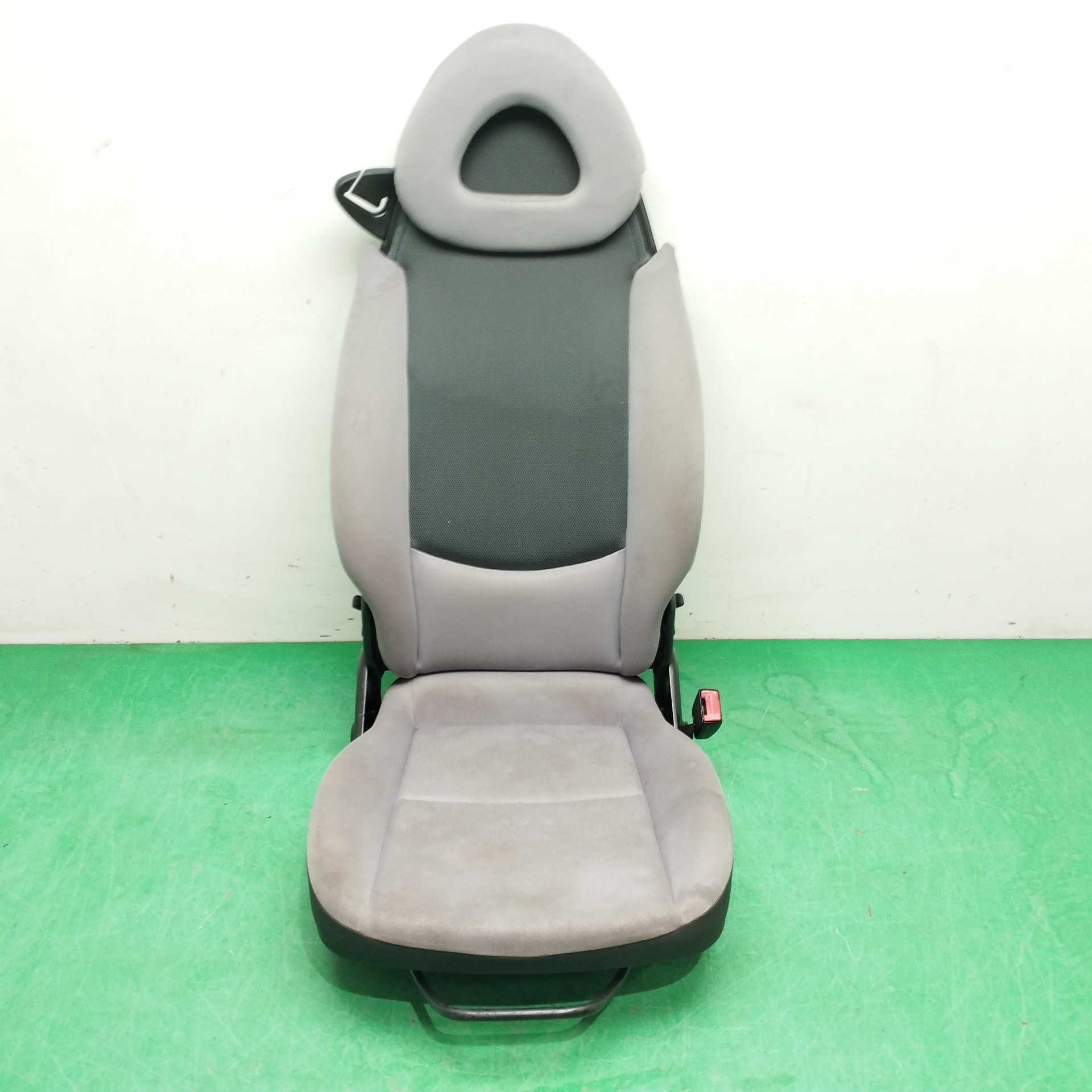 ASIENTO DELANTERO DERECHO