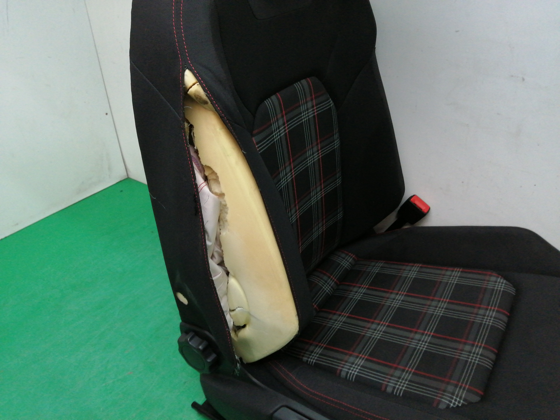 ASIENTO DELANTERO DERECHO