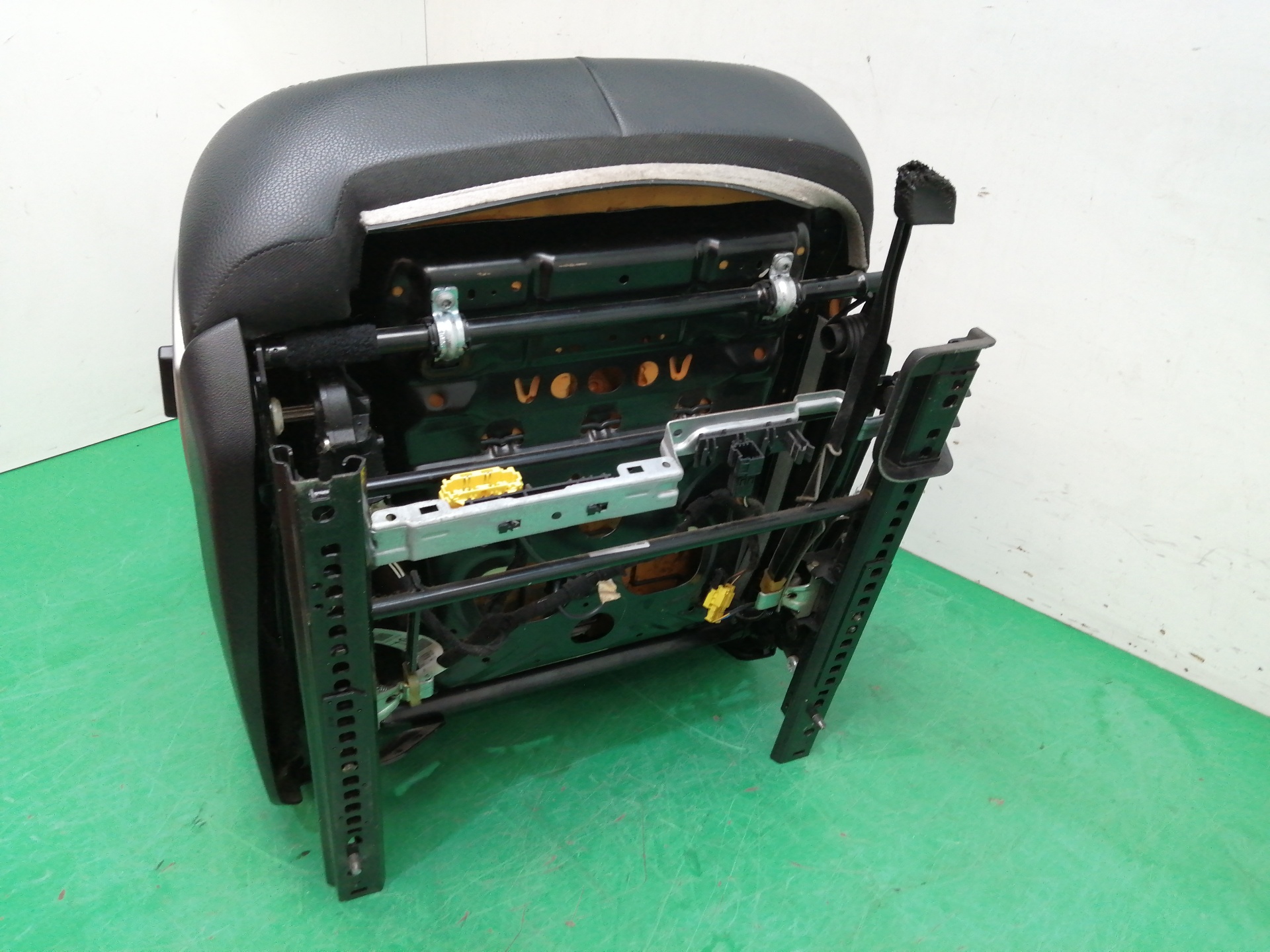 ASIENTO DELANTERO DERECHO