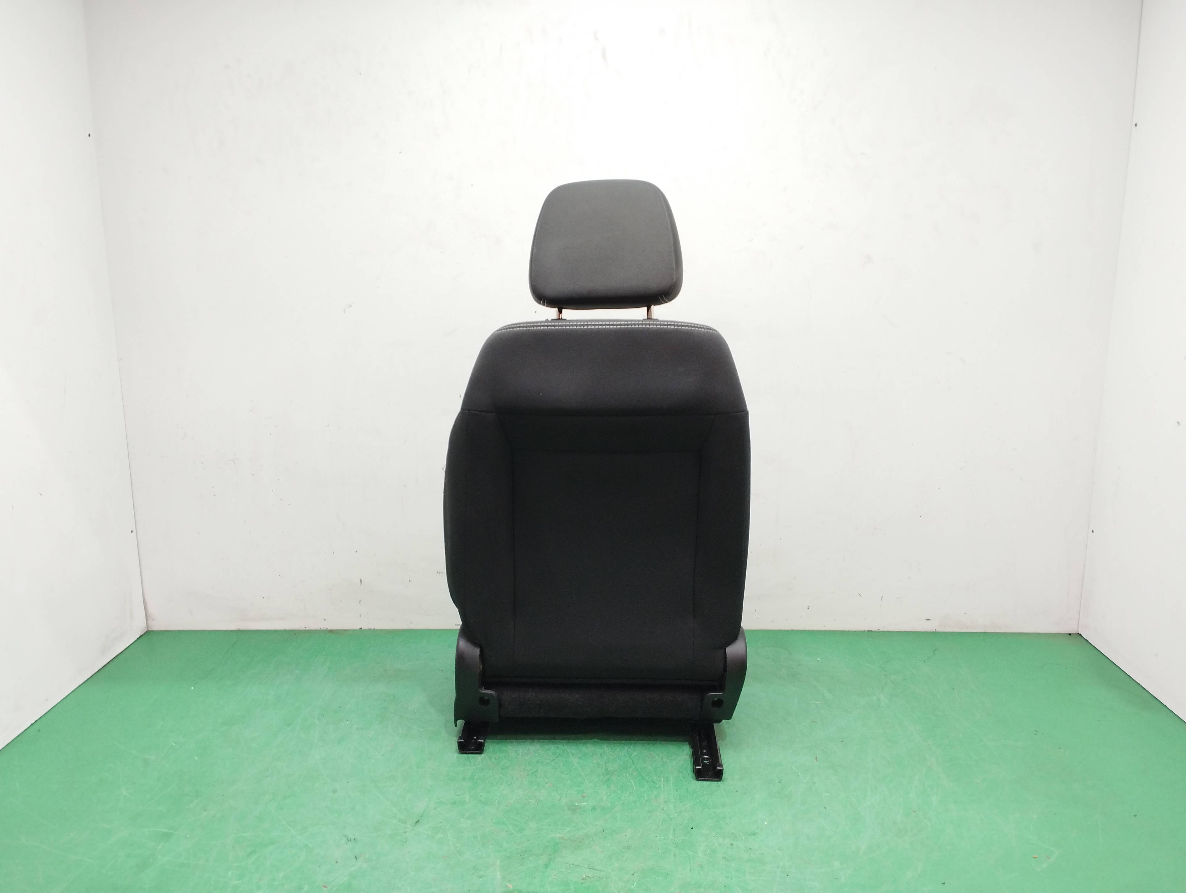 ASIENTO DELANTERO IZQUIERDO