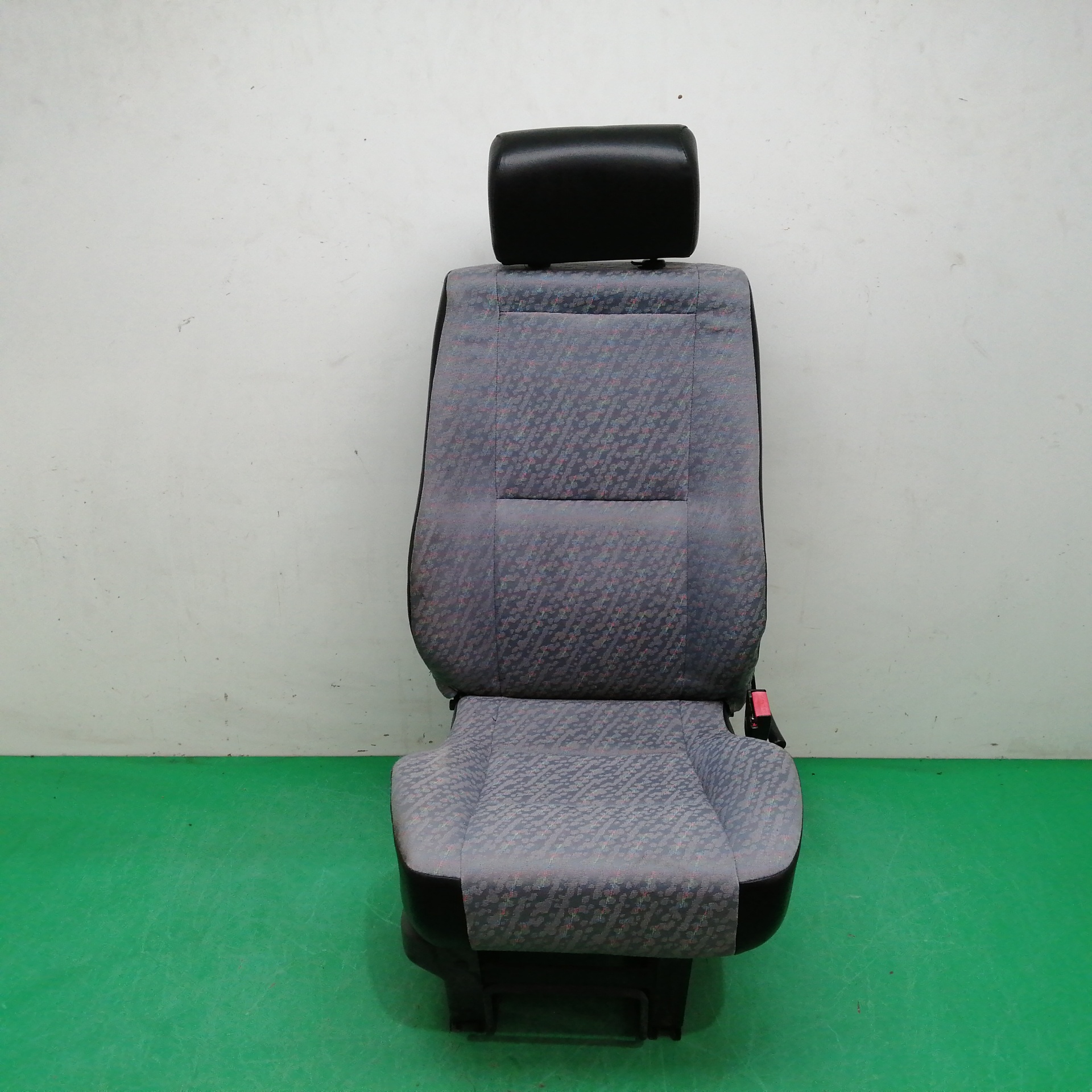 ASIENTO DELANTERO DERECHO