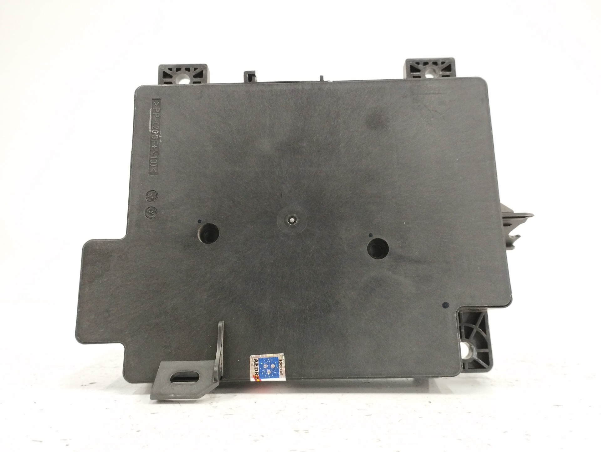 CAJA RELES / FUSIBLES