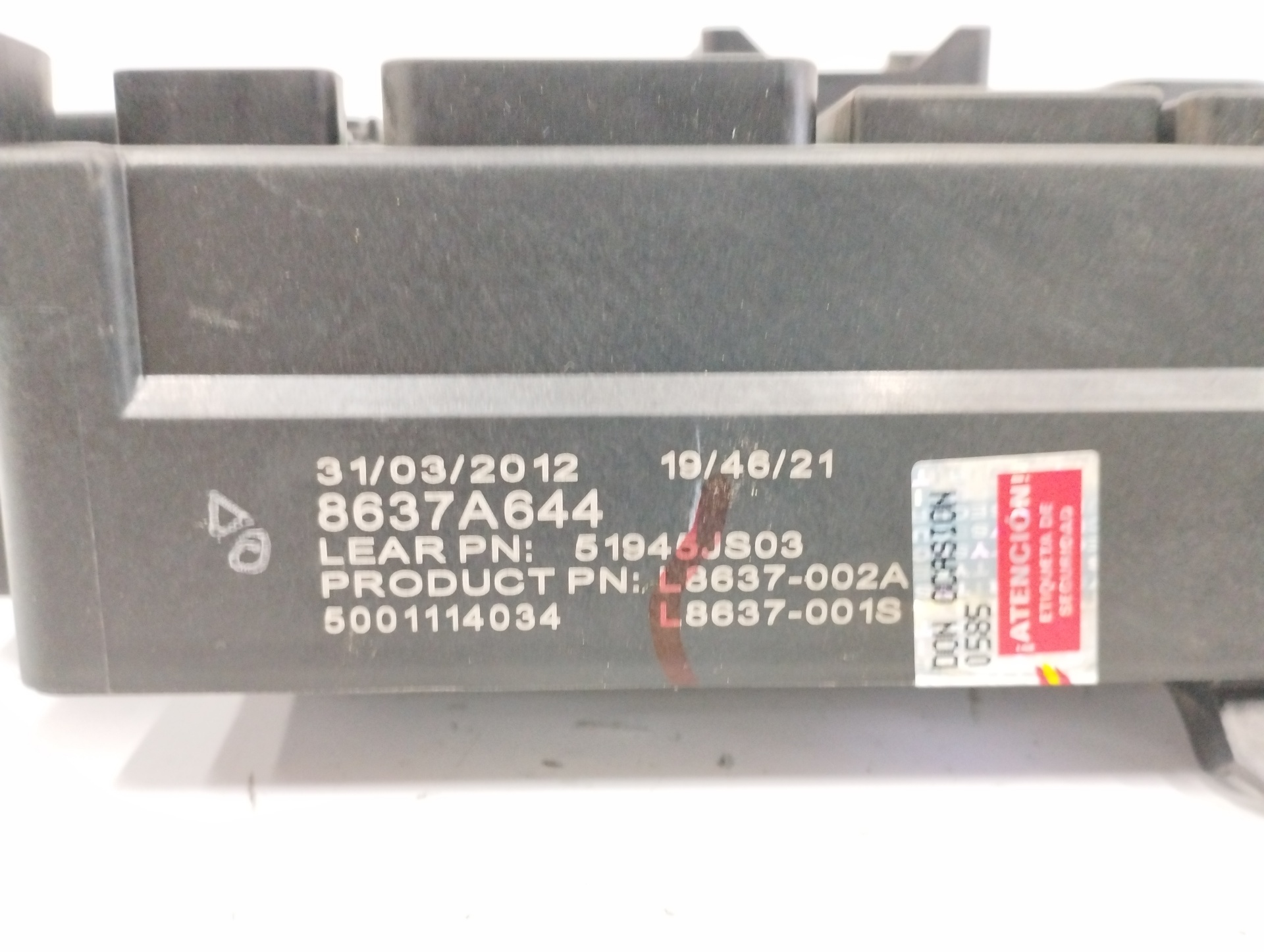CAJA RELES / FUSIBLES