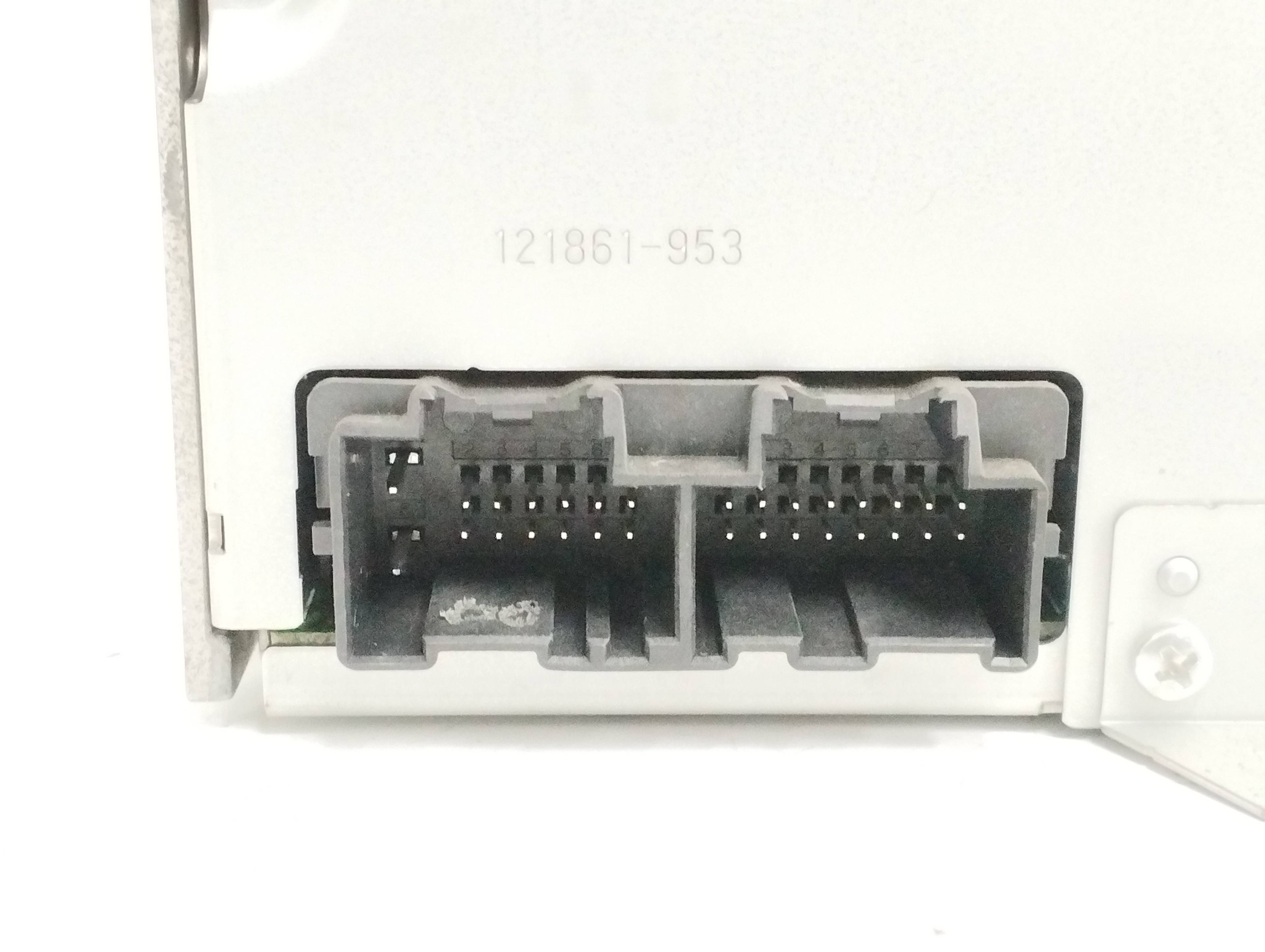 SISTEMA AUDIO / RADIO CD
