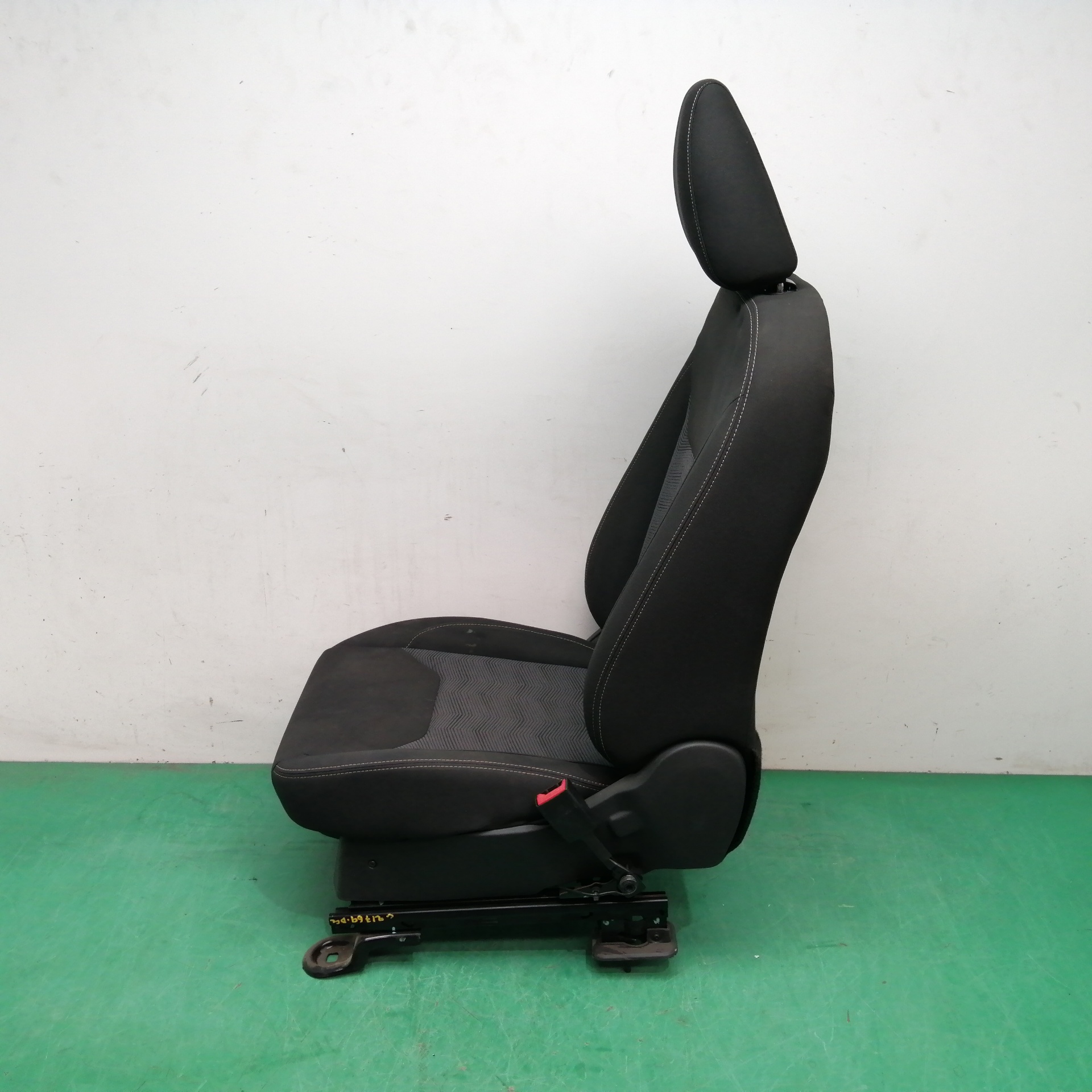 ASIENTO DELANTERO DERECHO