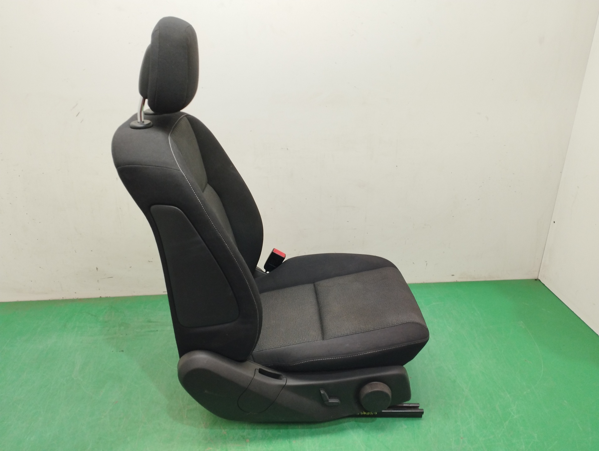 ASIENTO DELANTERO DERECHO