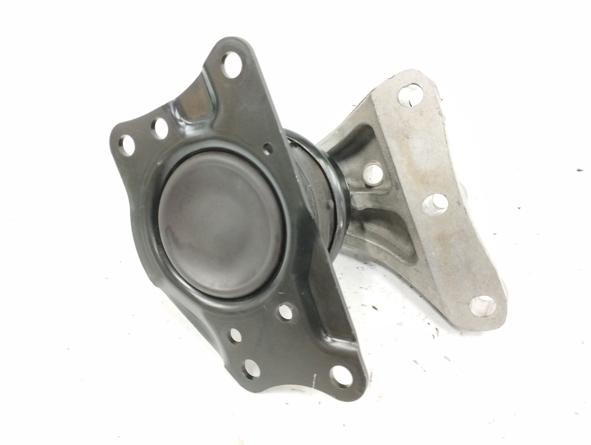 SOPORTE MOTOR DERECHO