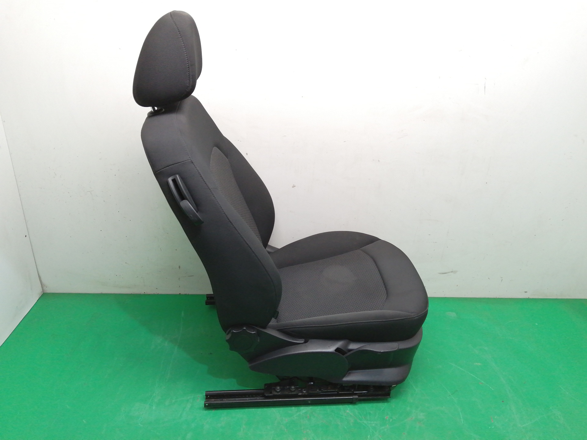 ASIENTO DELANTERO DERECHO