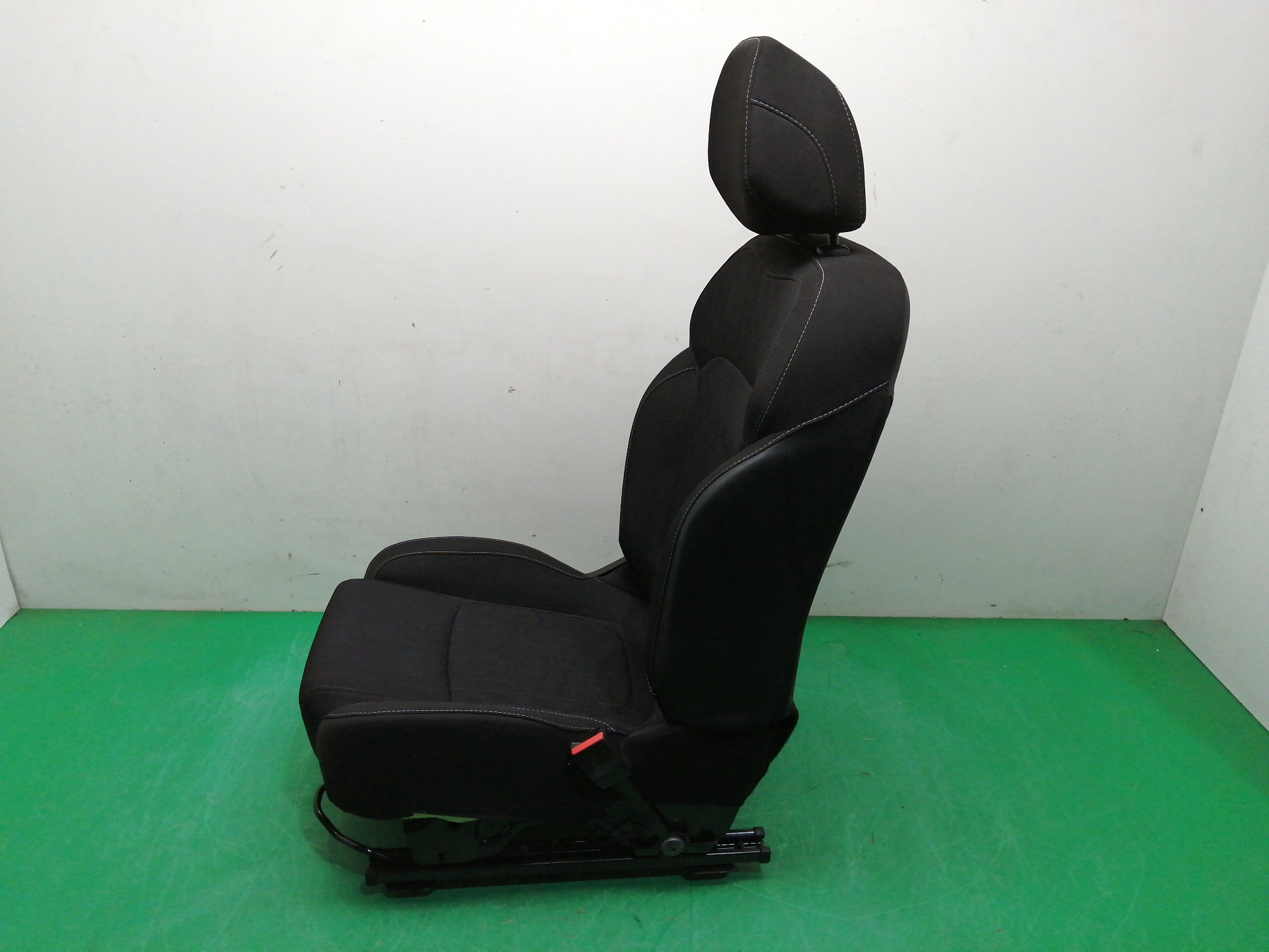 ASIENTO DELANTERO DERECHO