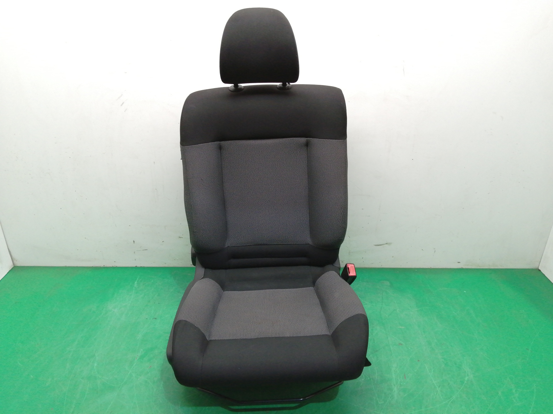 ASIENTO DELANTERO DERECHO