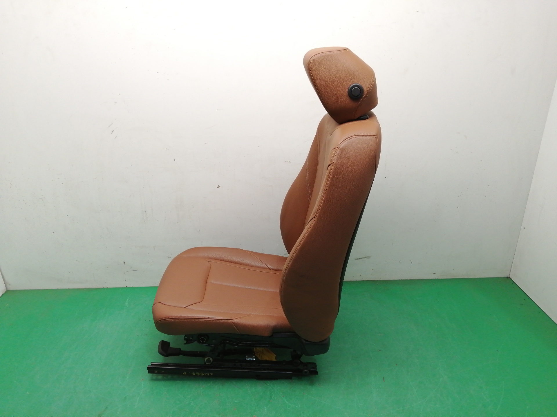 ASIENTO DELANTERO DERECHO