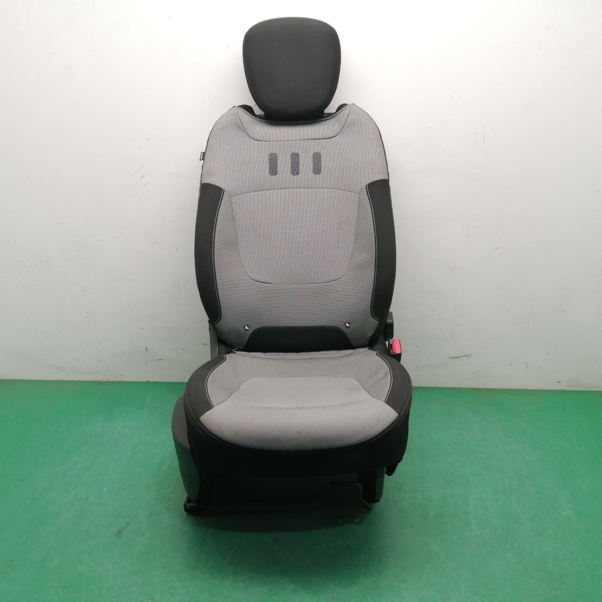 ASIENTO DELANTERO DERECHO