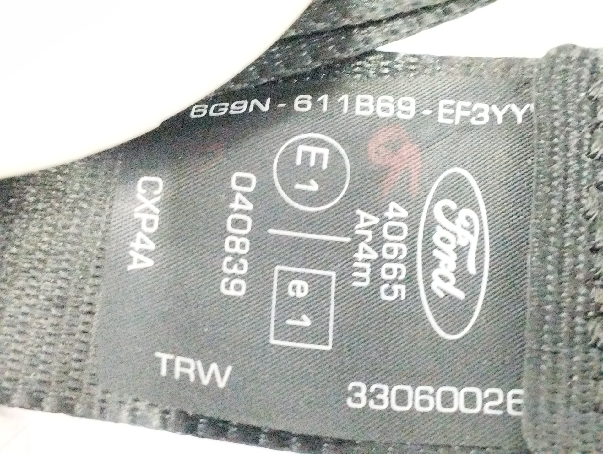 CINTURON SEGURIDAD TRASERO IZQUIERDO