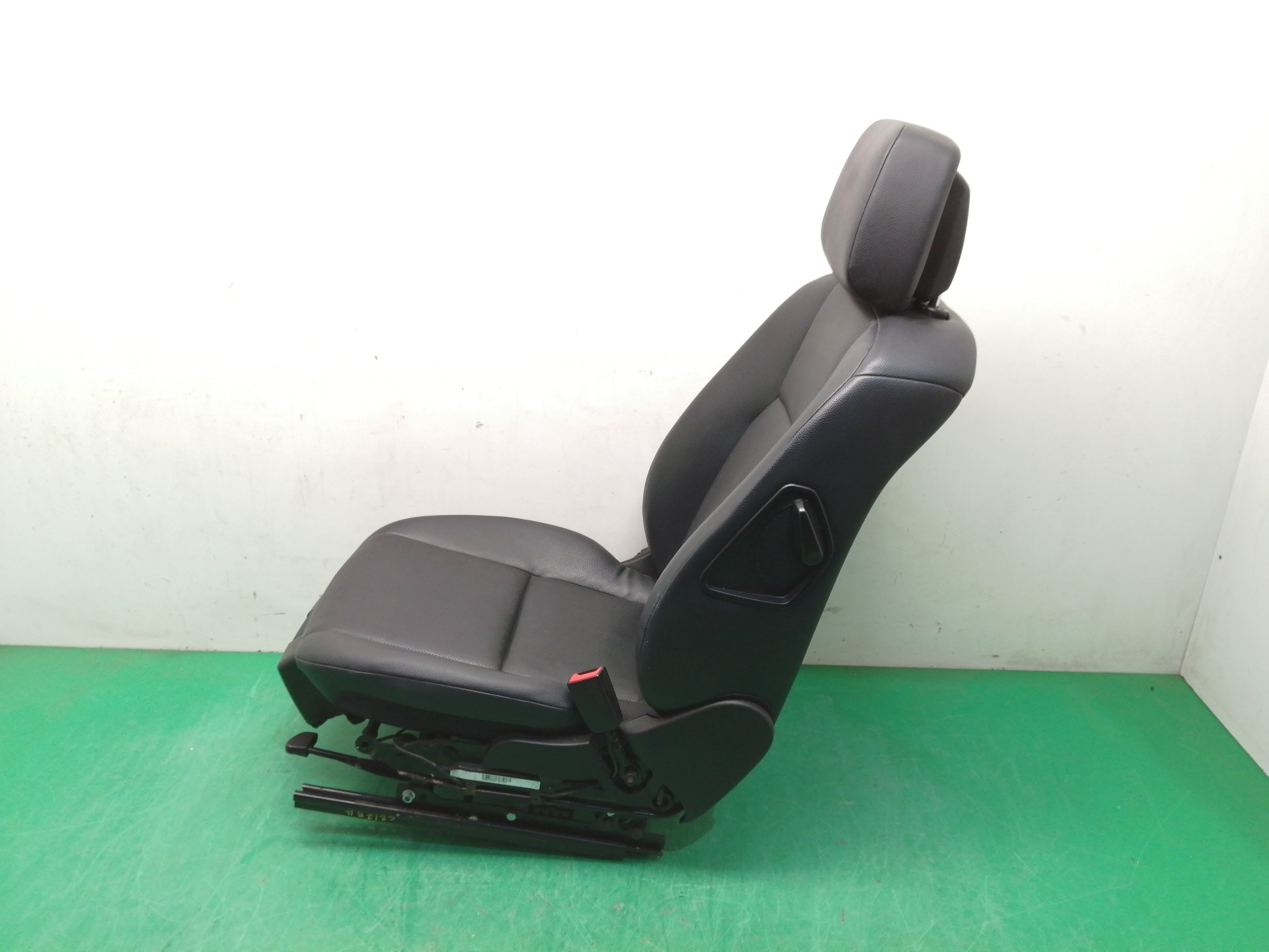 ASIENTO DELANTERO DERECHO