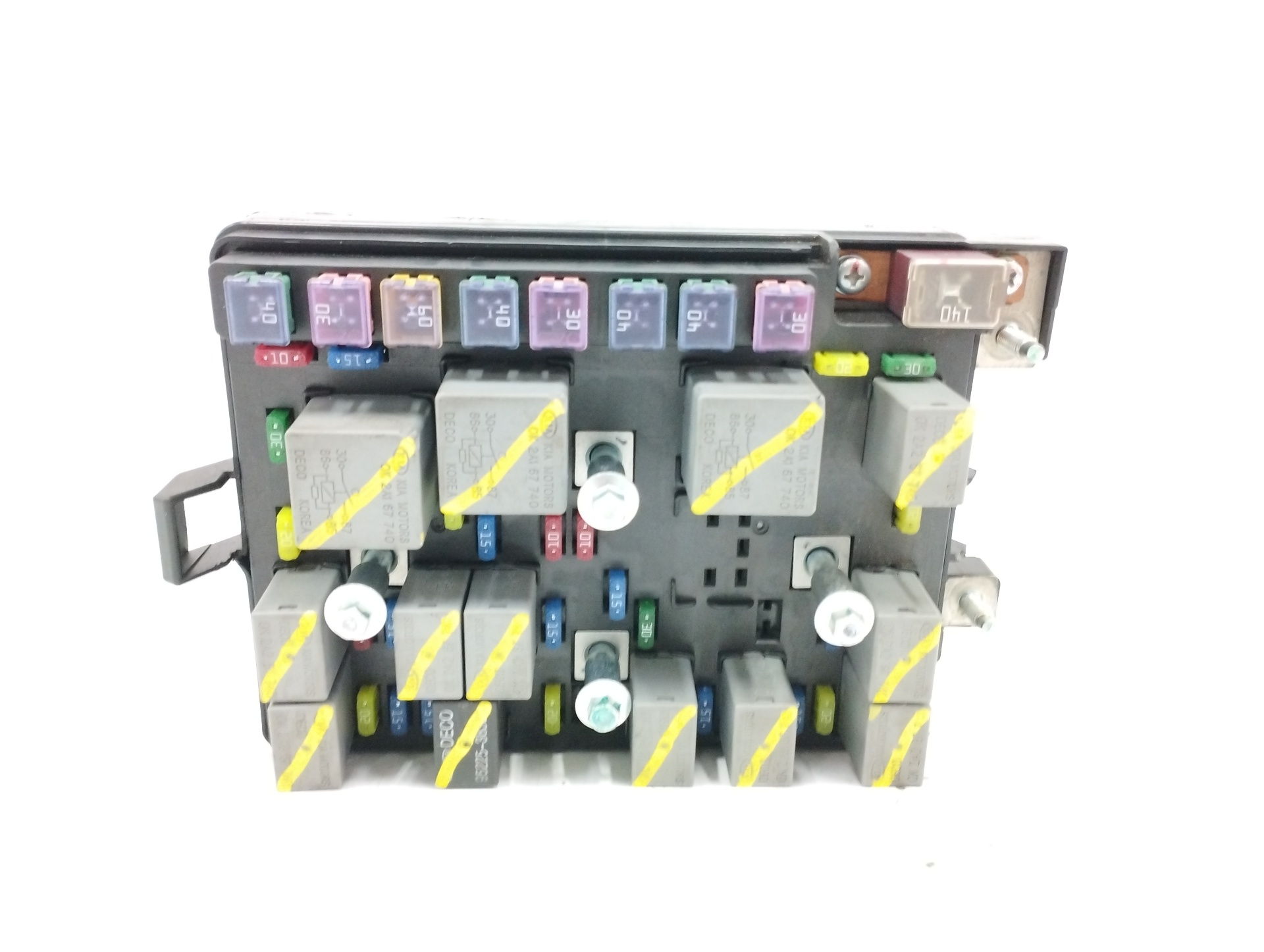 CAJA RELES / FUSIBLES