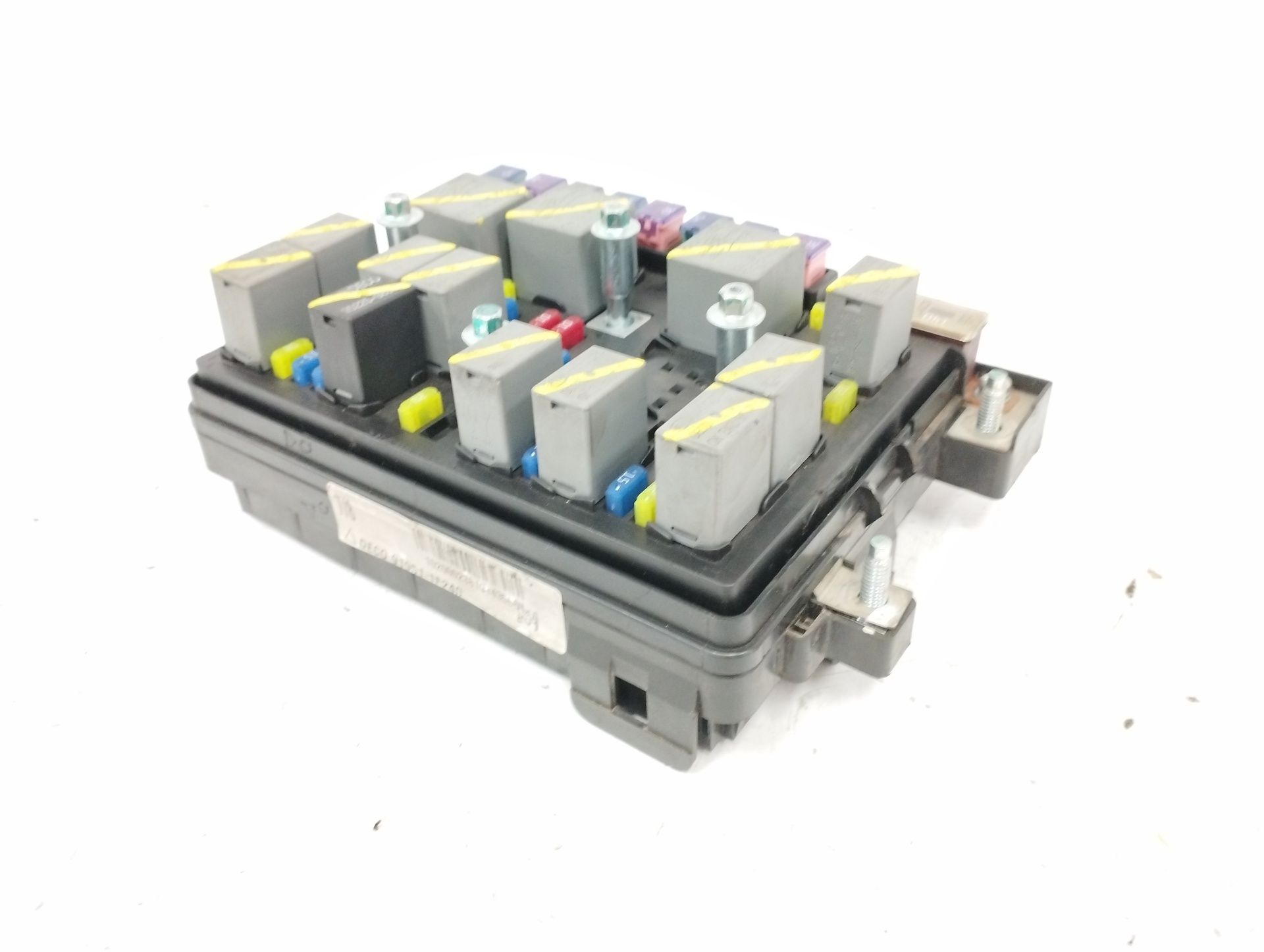 CAJA RELES / FUSIBLES