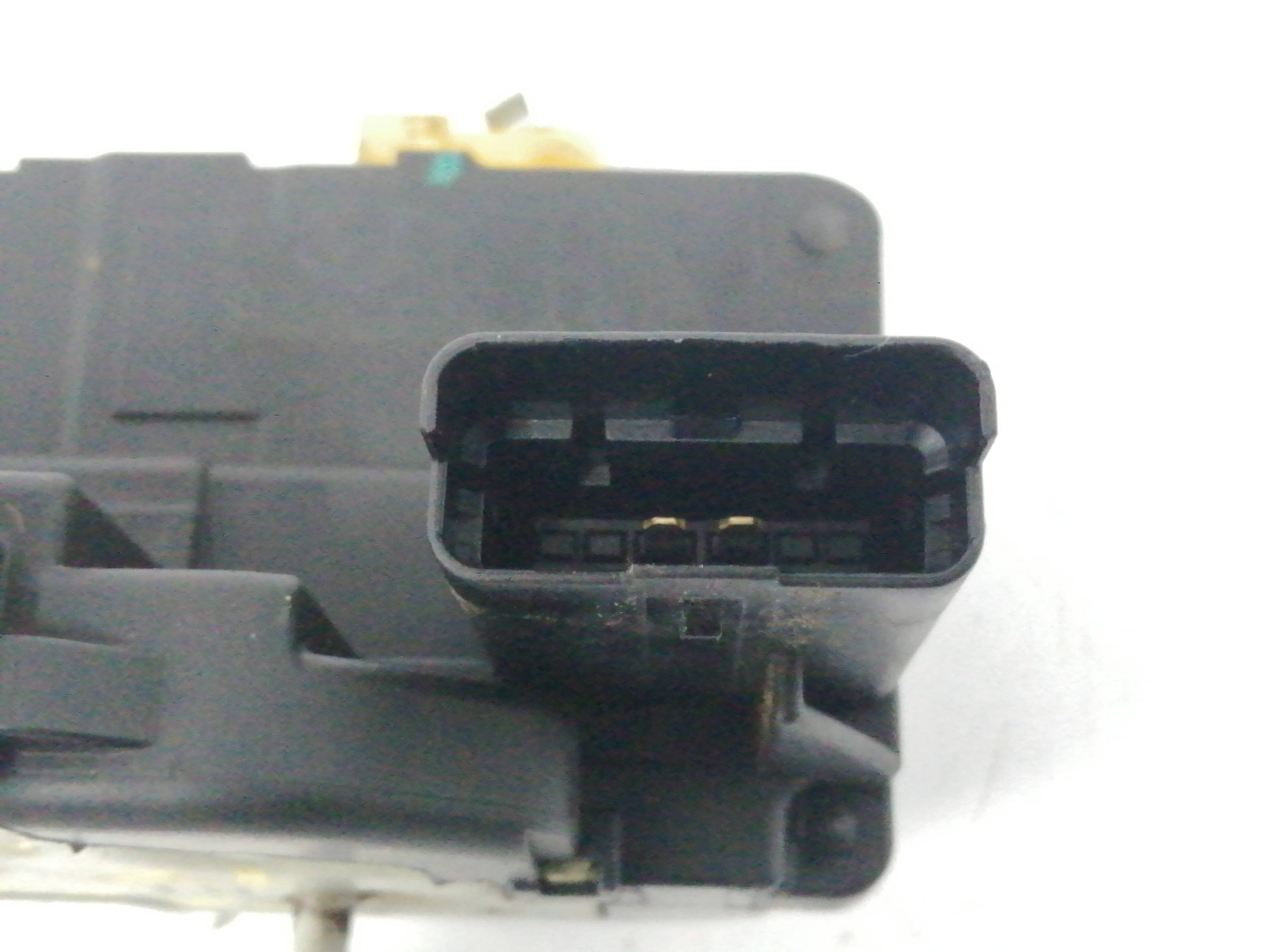 CERRADURA PUERTA TRASERA IZQUIERDA 