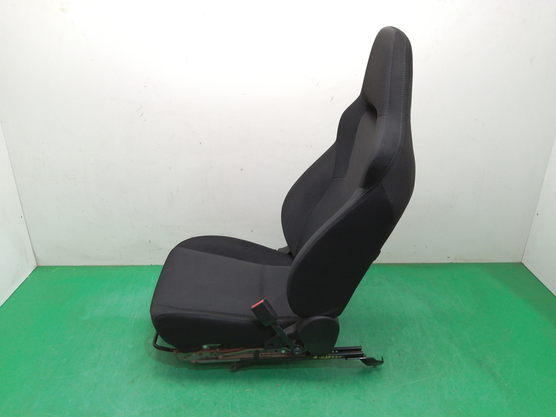 ASIENTO DELANTERO DERECHO