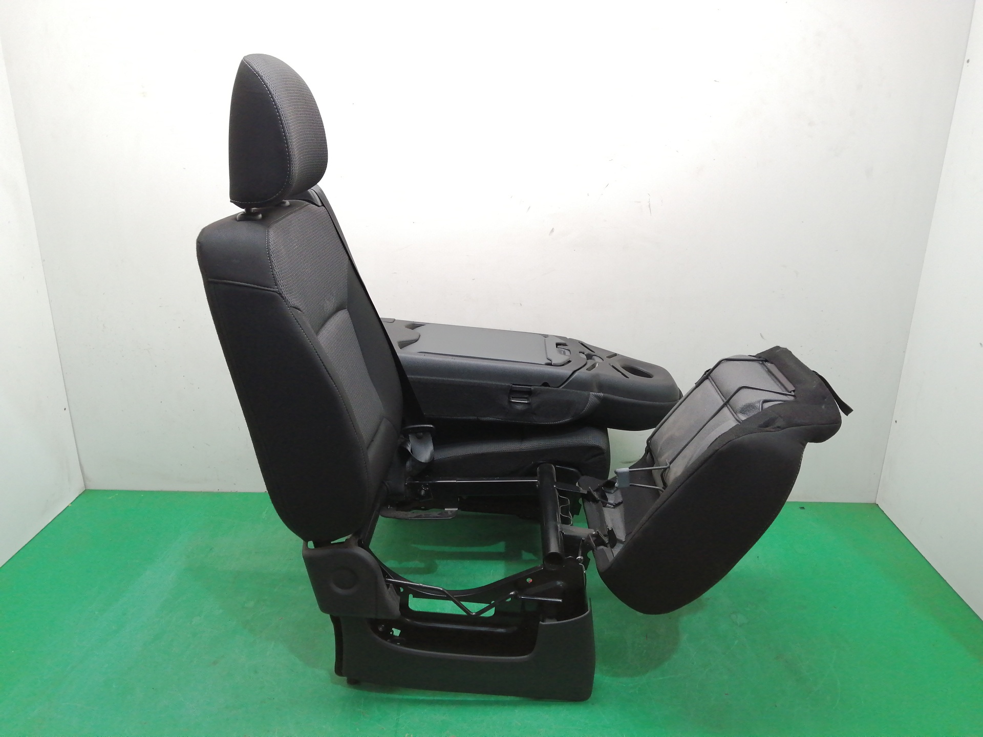 ASIENTO DELANTERO DERECHO