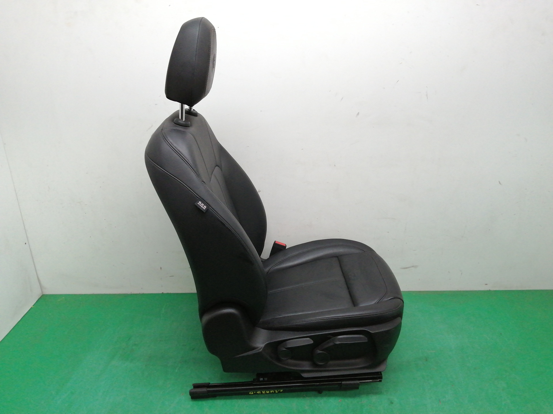 ASIENTO DELANTERO DERECHO