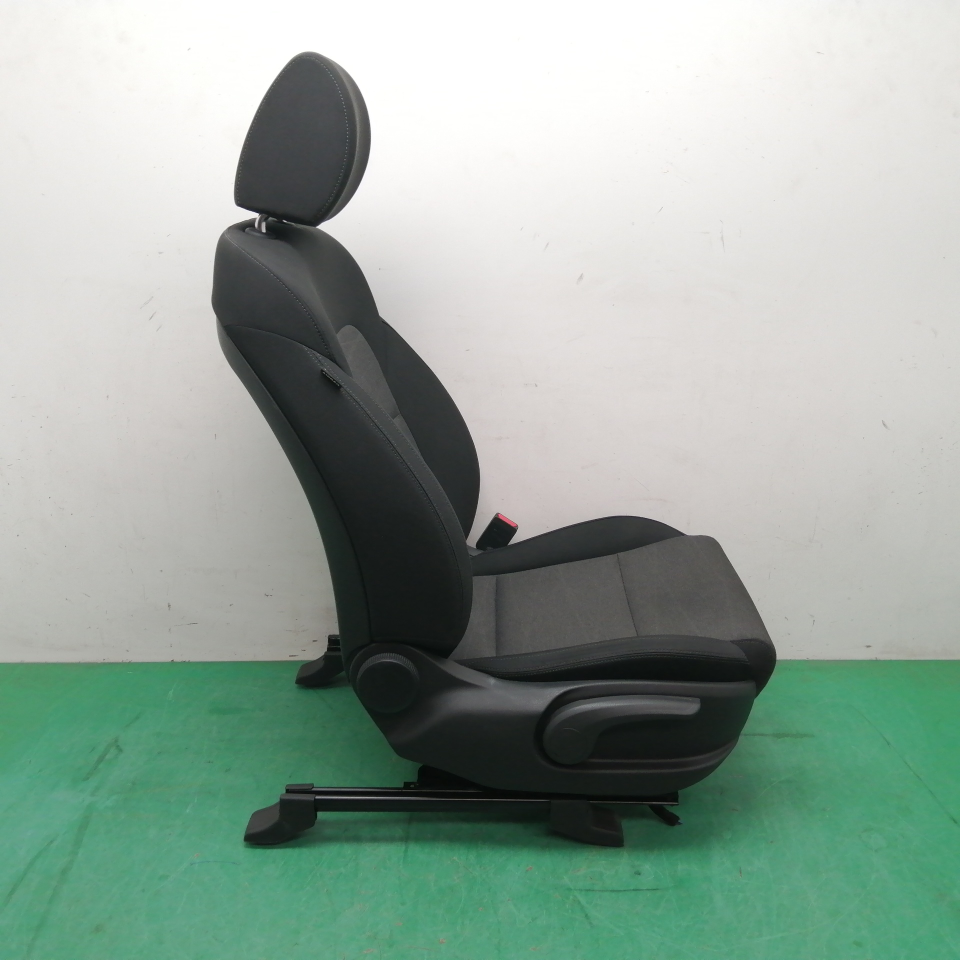 ASIENTO DELANTERO DERECHO