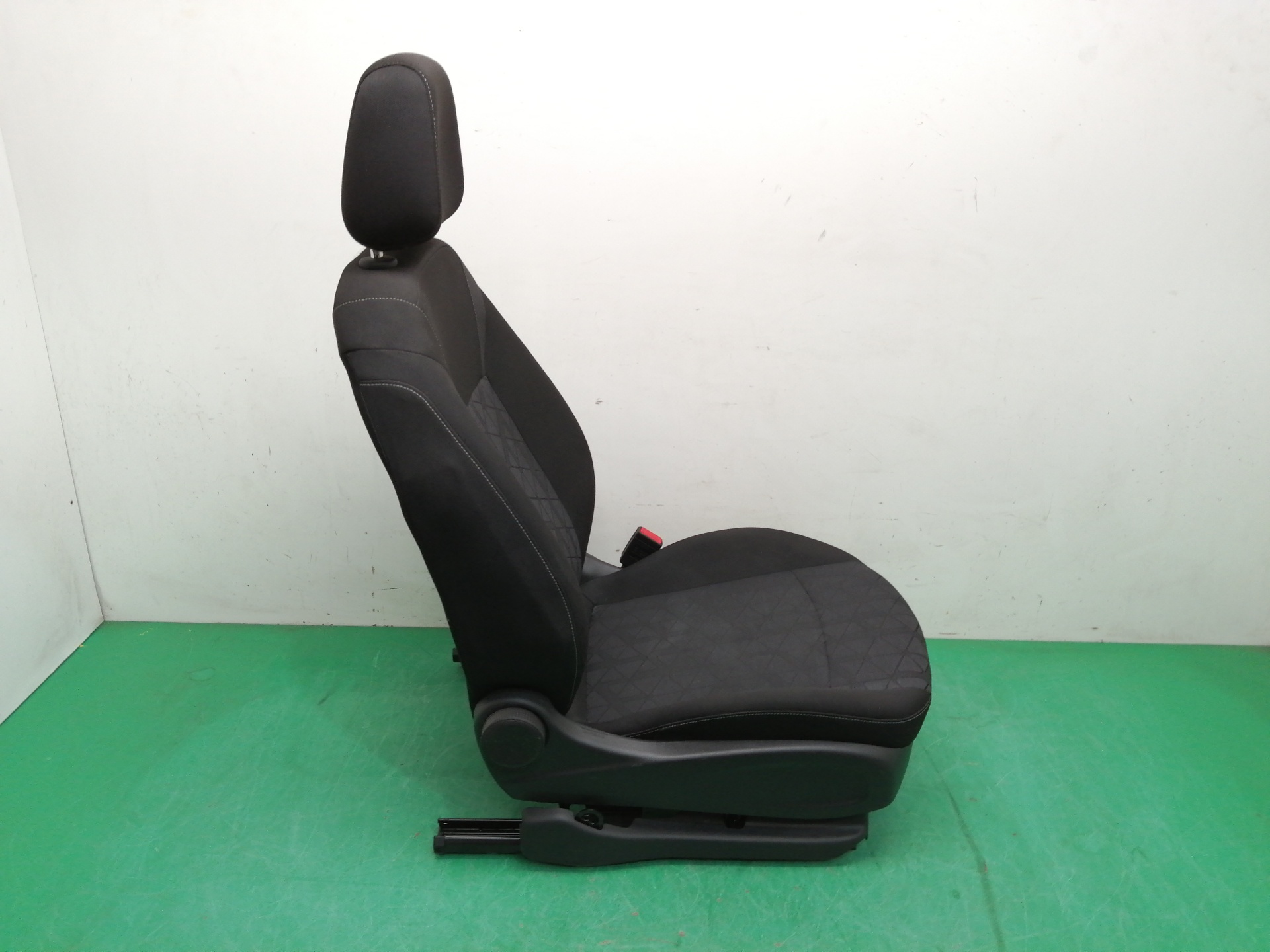 ASIENTO DELANTERO DERECHO