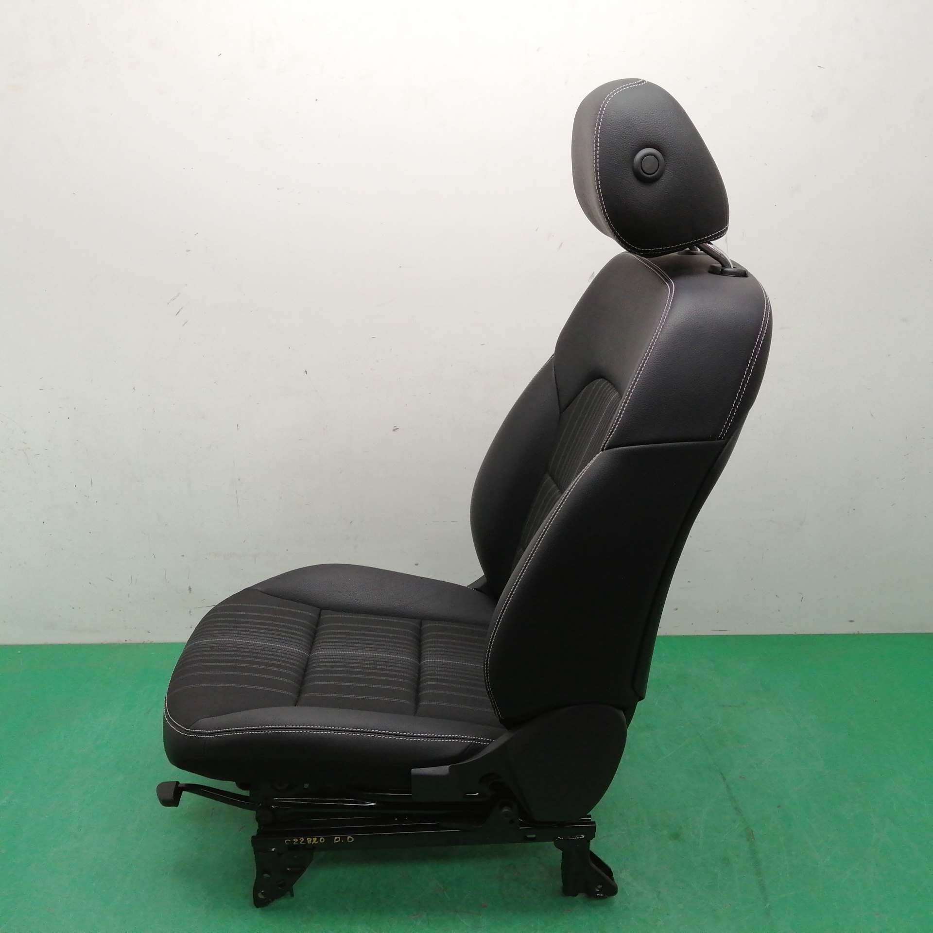 ASIENTO DELANTERO DERECHO